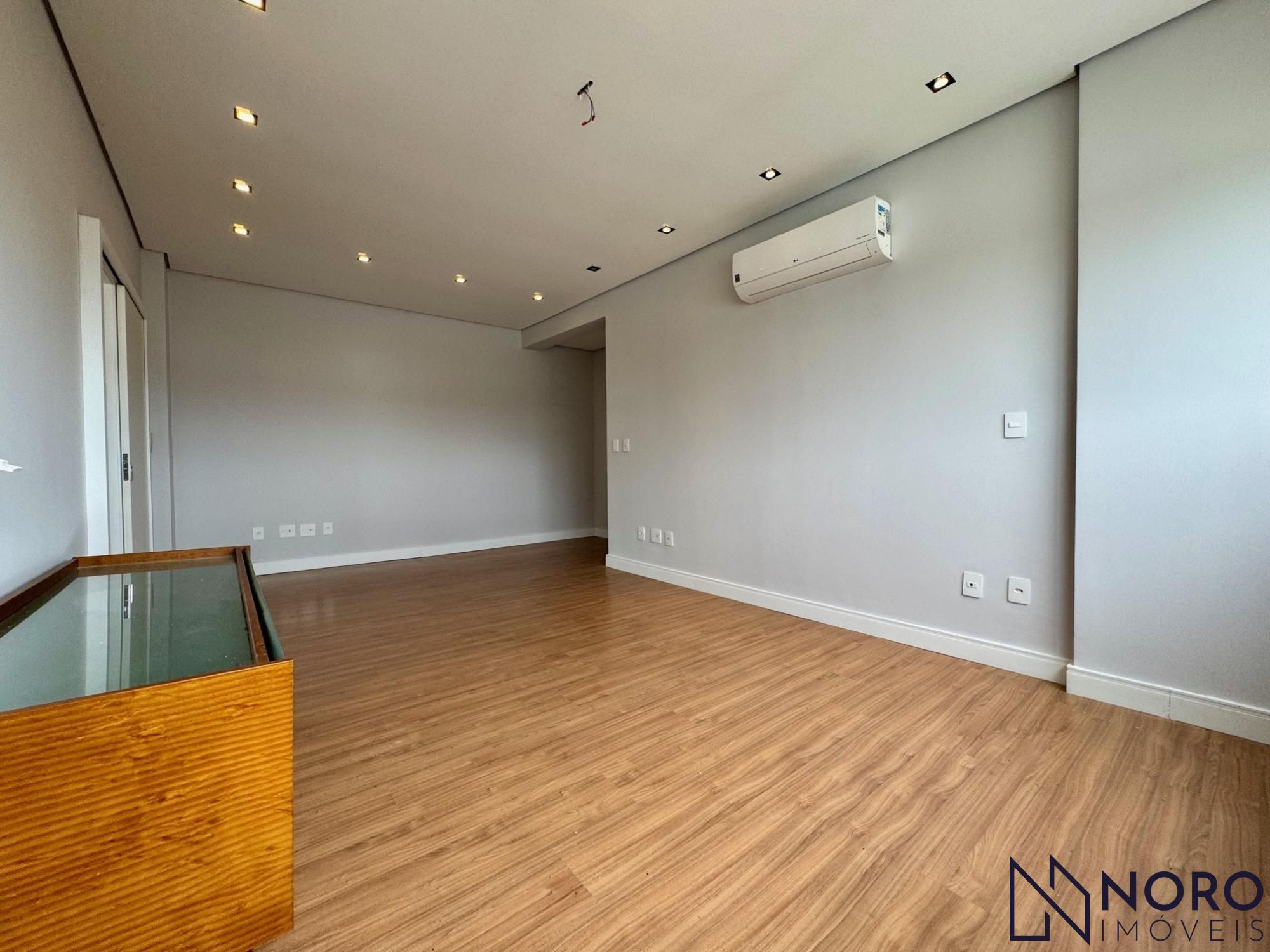 Apartamento andar inteiro, 200,24m² privativo, 3 suítes, 360º de vista panorâmic