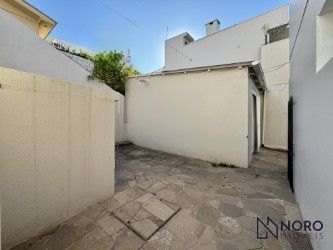 Casa espaçosa com 3 dormitórios, 1 suíte, piscina para locação no João Goulart