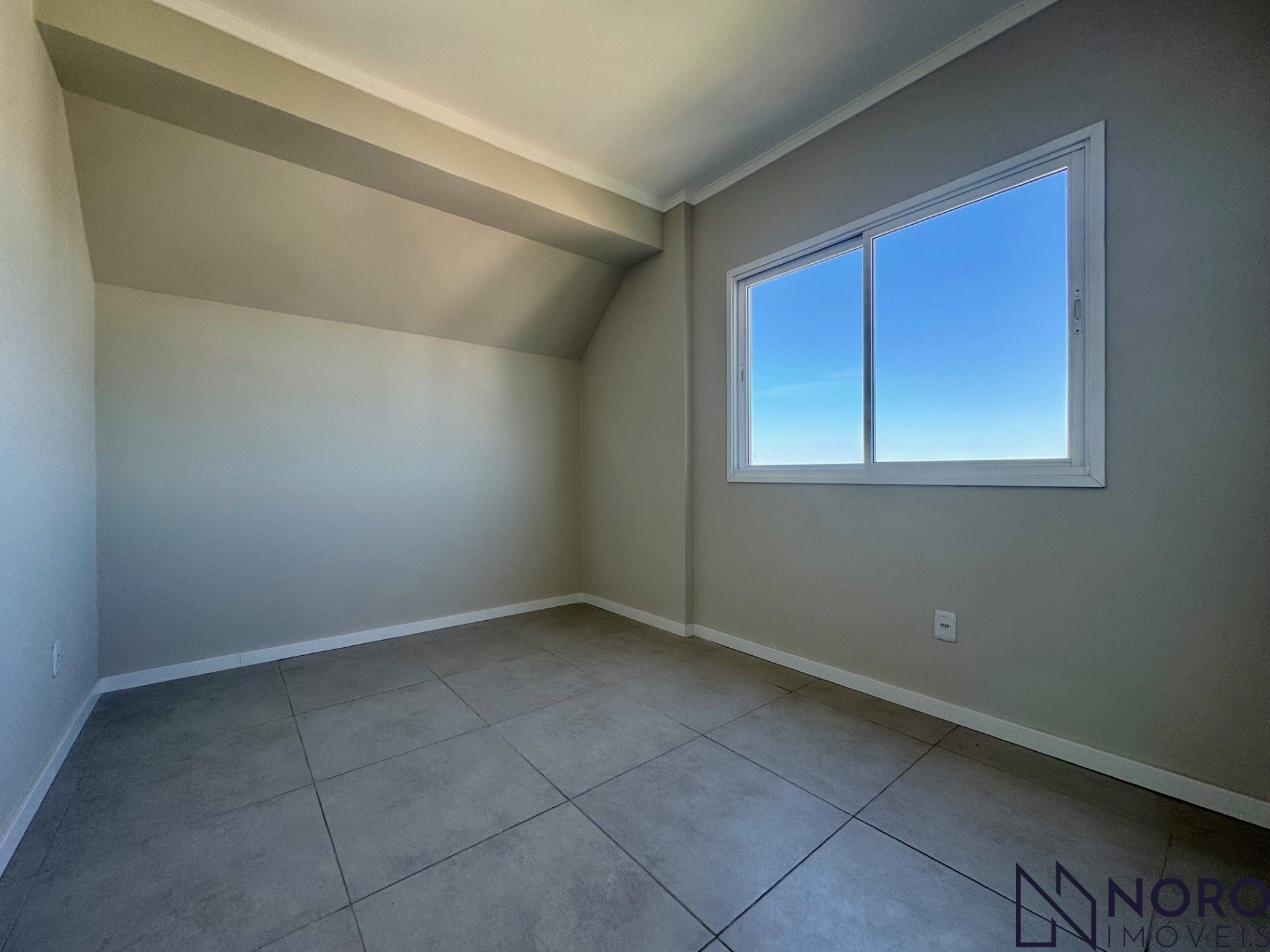 Cobertura com 2 Dormitórios à venda, 120 m² por R$ 530.000,00 Cobertura com 2 Dormitórios à venda, 120 m² por R$ 530.000,00