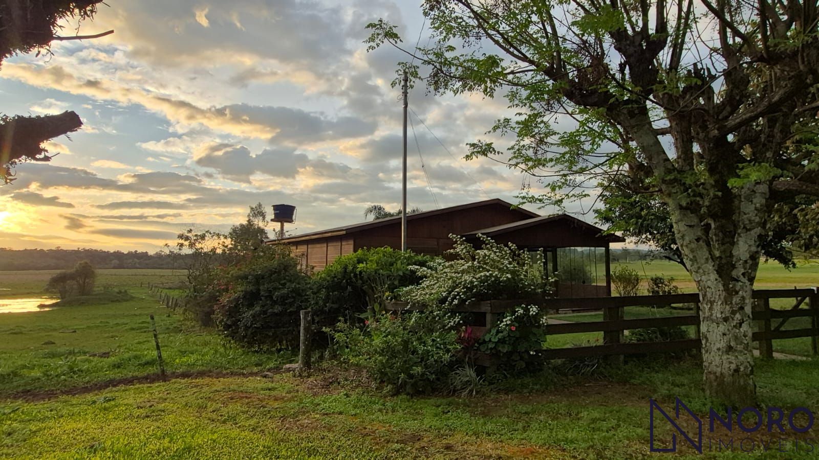 Chácara à Venda no Distrito de Boca do Monte 1.666 m² e Casa de 80 m²