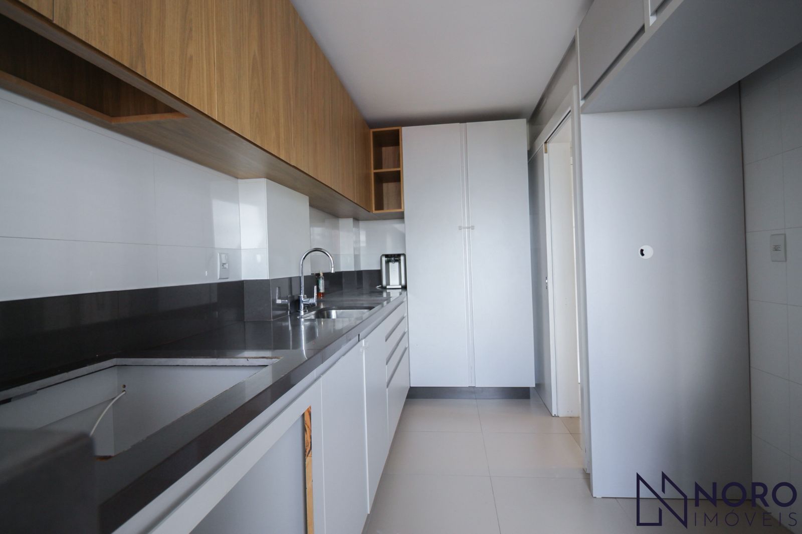Cobertura Duplex à Venda no Centro 182 m² Privativos Vista Panorâmica