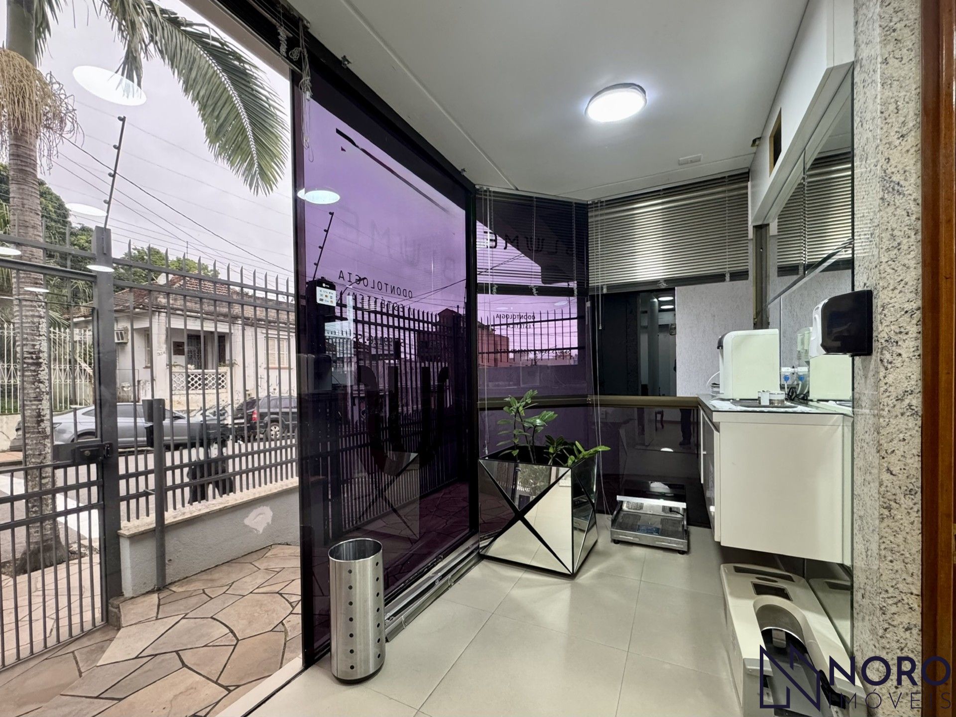 Casa Comercial com 5 Salas e Garagem para Locação no Bairro Fátima! - foto 3