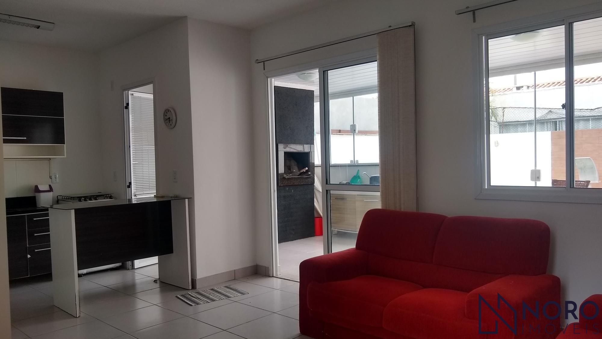 Casa em condomínio fechado 2 dormitórios, espaço gourmet, garagem 2 carros, co