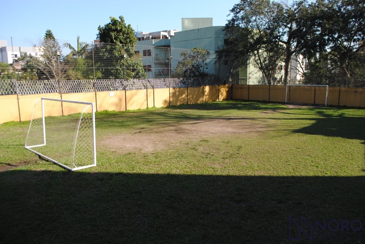 Venda – Apartamento semimobiliado no Centro, 2 dormitórios com suíte!