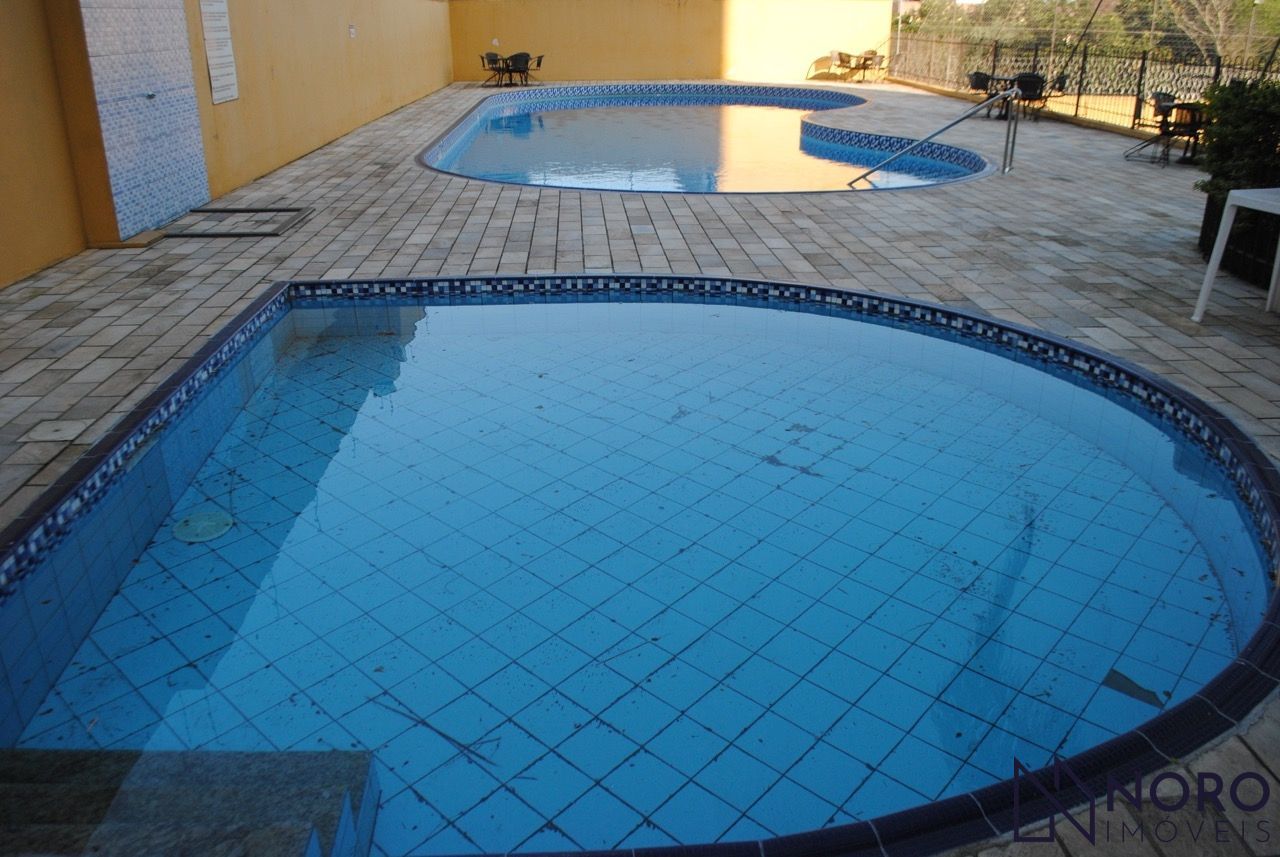 Venda – Apartamento semimobiliado no Centro, 2 dormitórios com suíte!