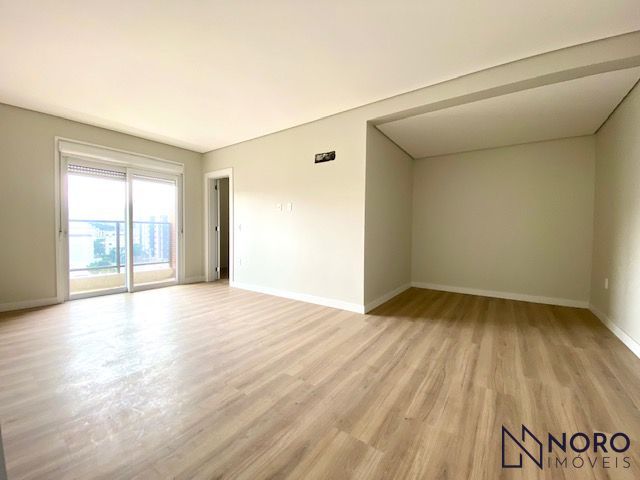 Apartamento mobiliado, 3 suítes, 220m², 4 vagas, Nossa Sra. De Lourdes