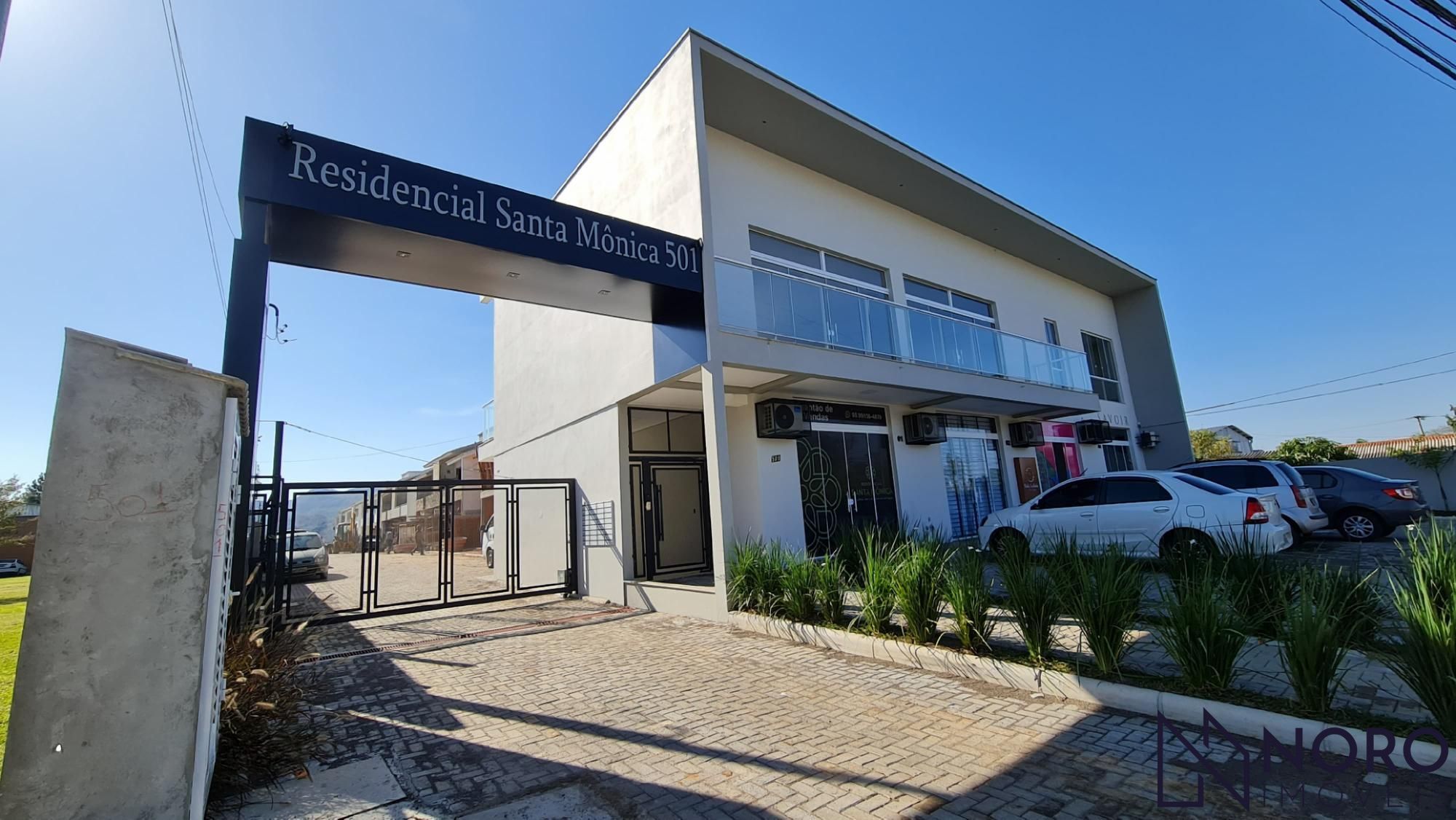 Casa duplex 153 m2 privativos em condomínio fechado em camob