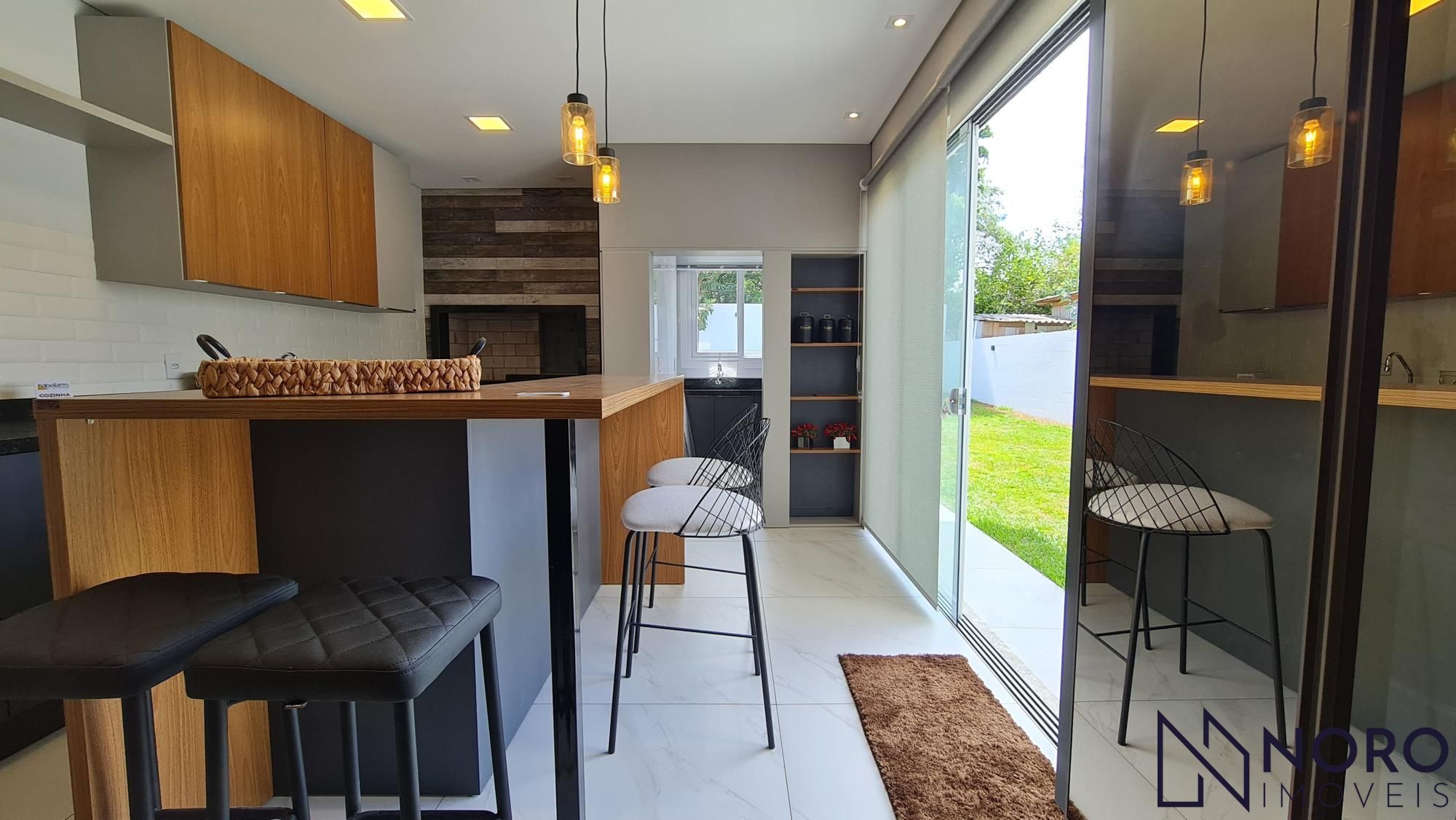 Casa duplex 153 m2 privativos em condomínio fechado em camob