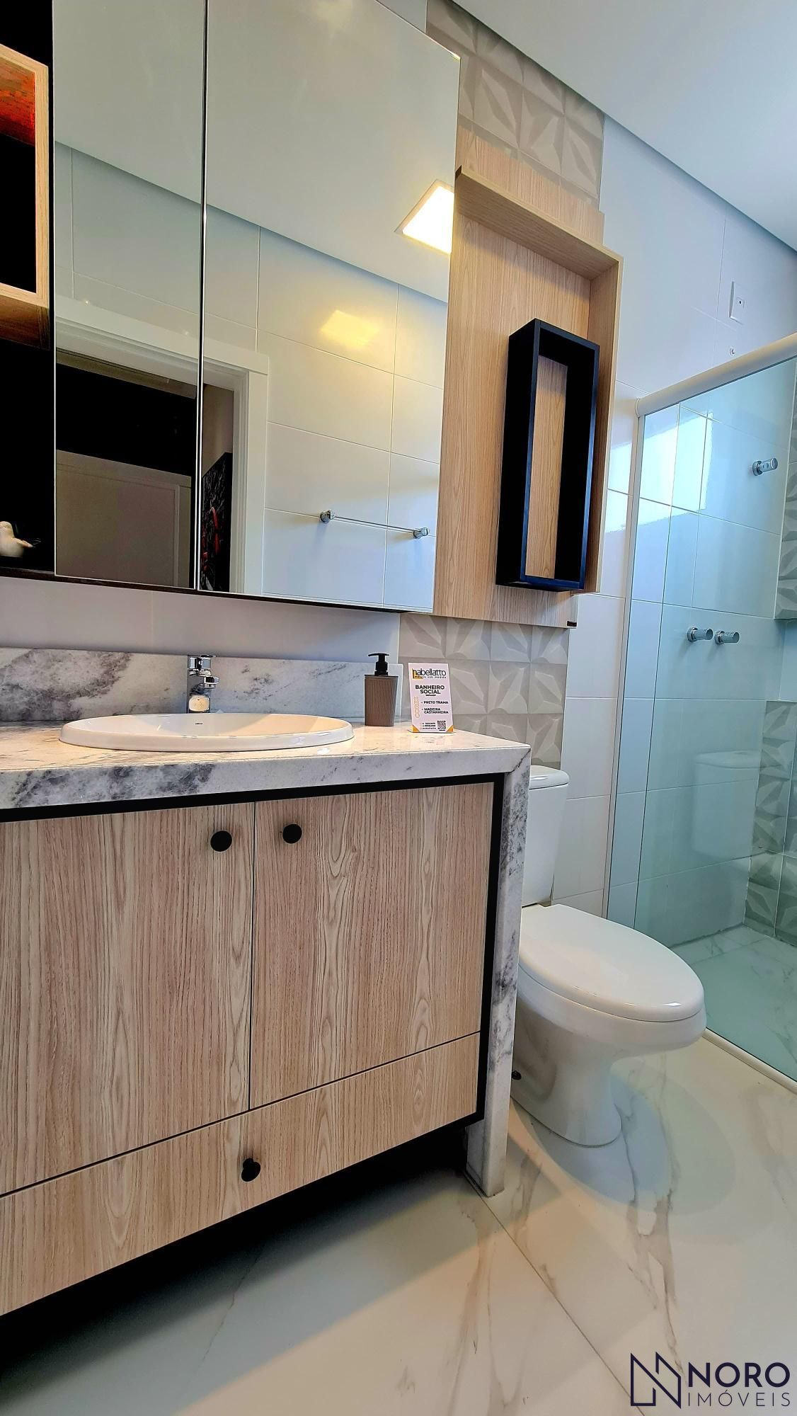 Casa Duplex 153 m2 privativos em Condomínio fechado em Camobi.