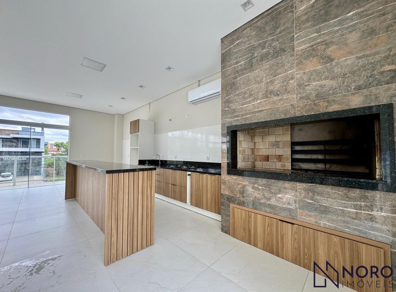 Casa Duplex 153 m2 privativos em Condomínio fechado em Camobi.
