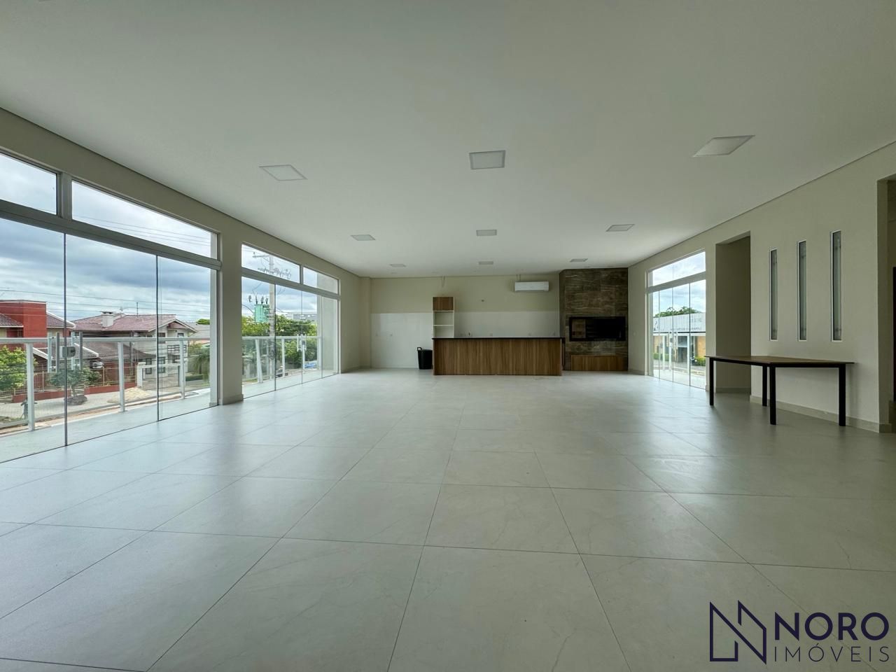 Casa Duplex 153 m2 privativos em Condomínio fechado em Camobi.