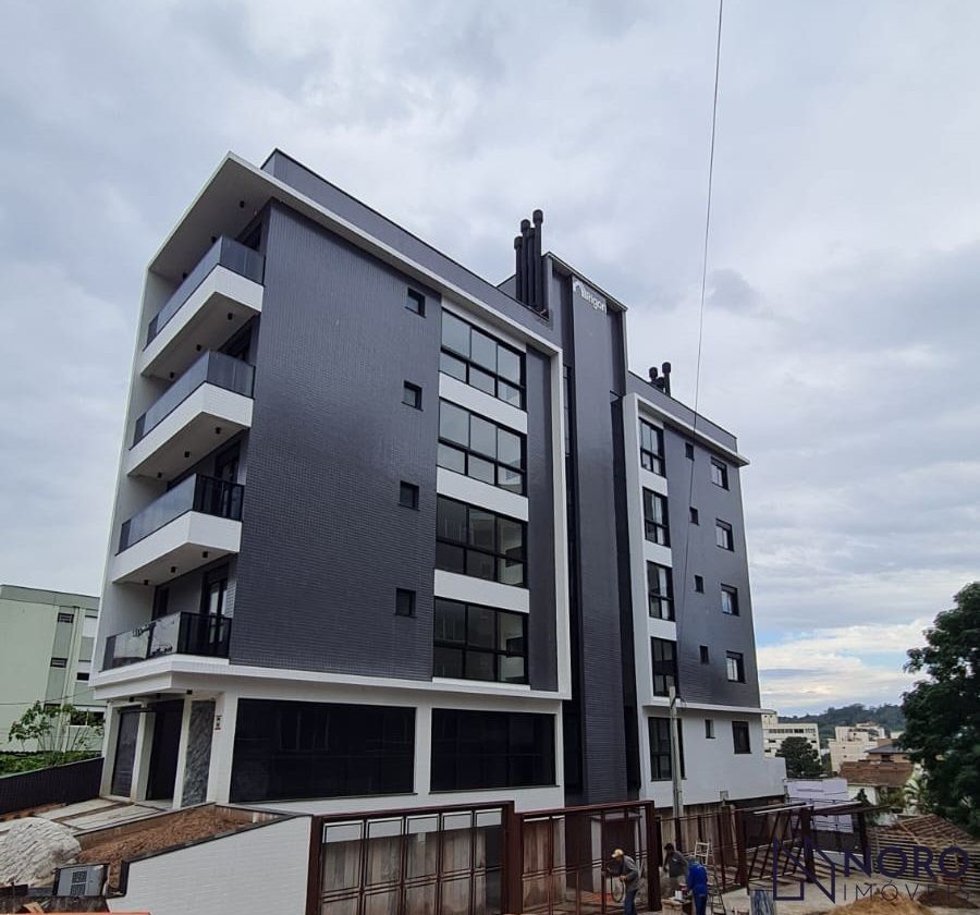 Apartamento 2 Dormitórios com Suíte e 2 Vagas de Garagem, sacada, gesso, churras