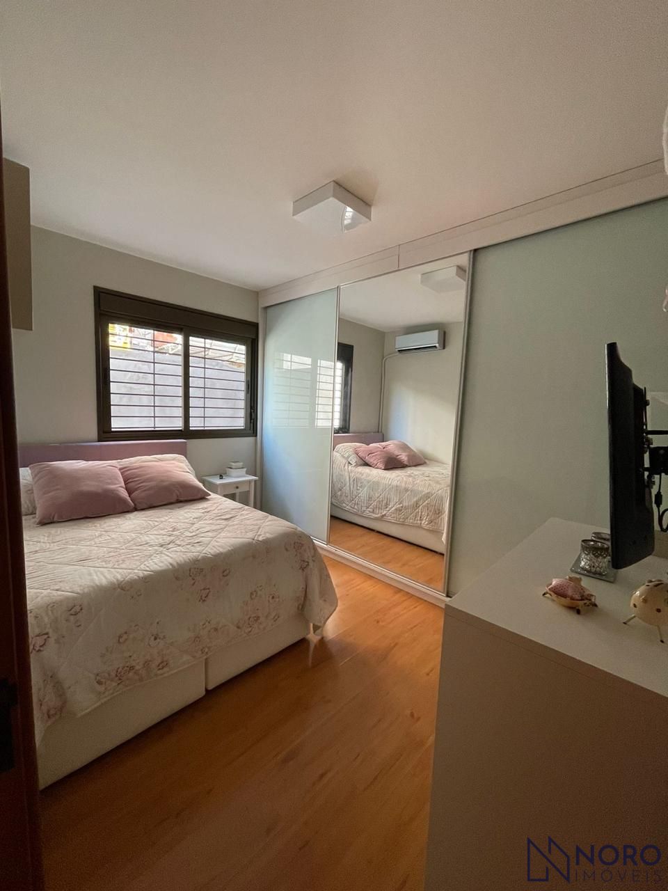 Apartamento de 3 Dormitórios com Suíte, Sacada Gourmet e 2 Vagas no Centro de Sa