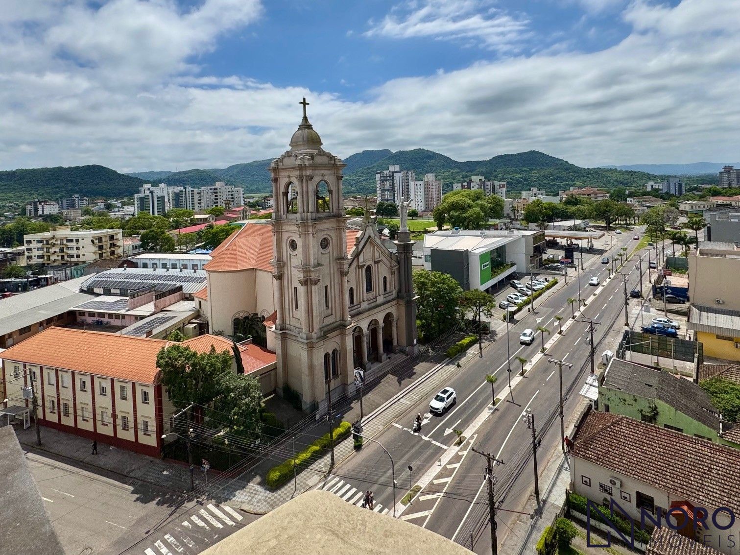 Apartamento 1 Dormitório, Andar Alto e Vista Panorâmica no Royal Plaza!