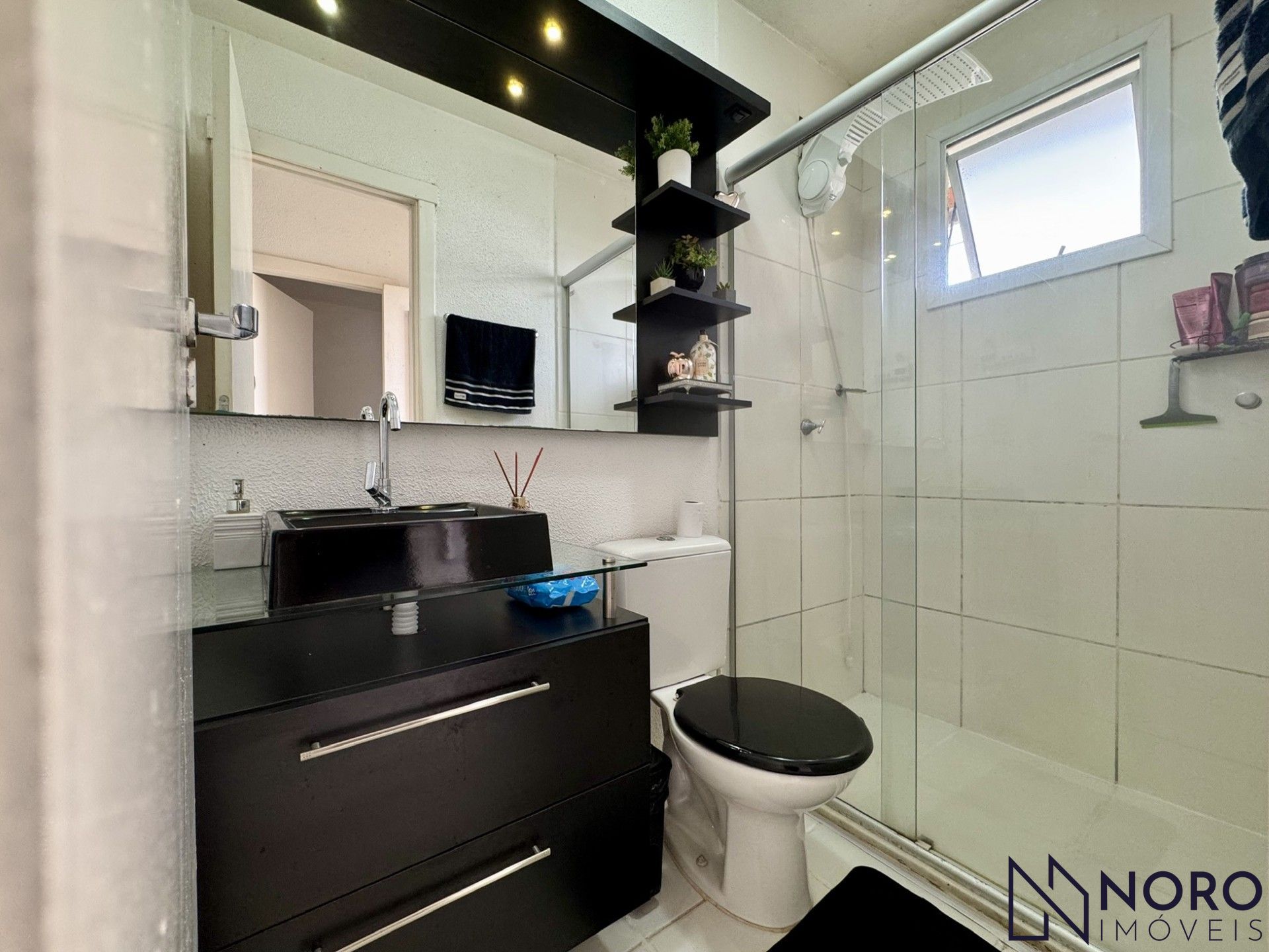 Casa com piscina à venda no condomínio moradas 2 dormitórios lazer e seguran