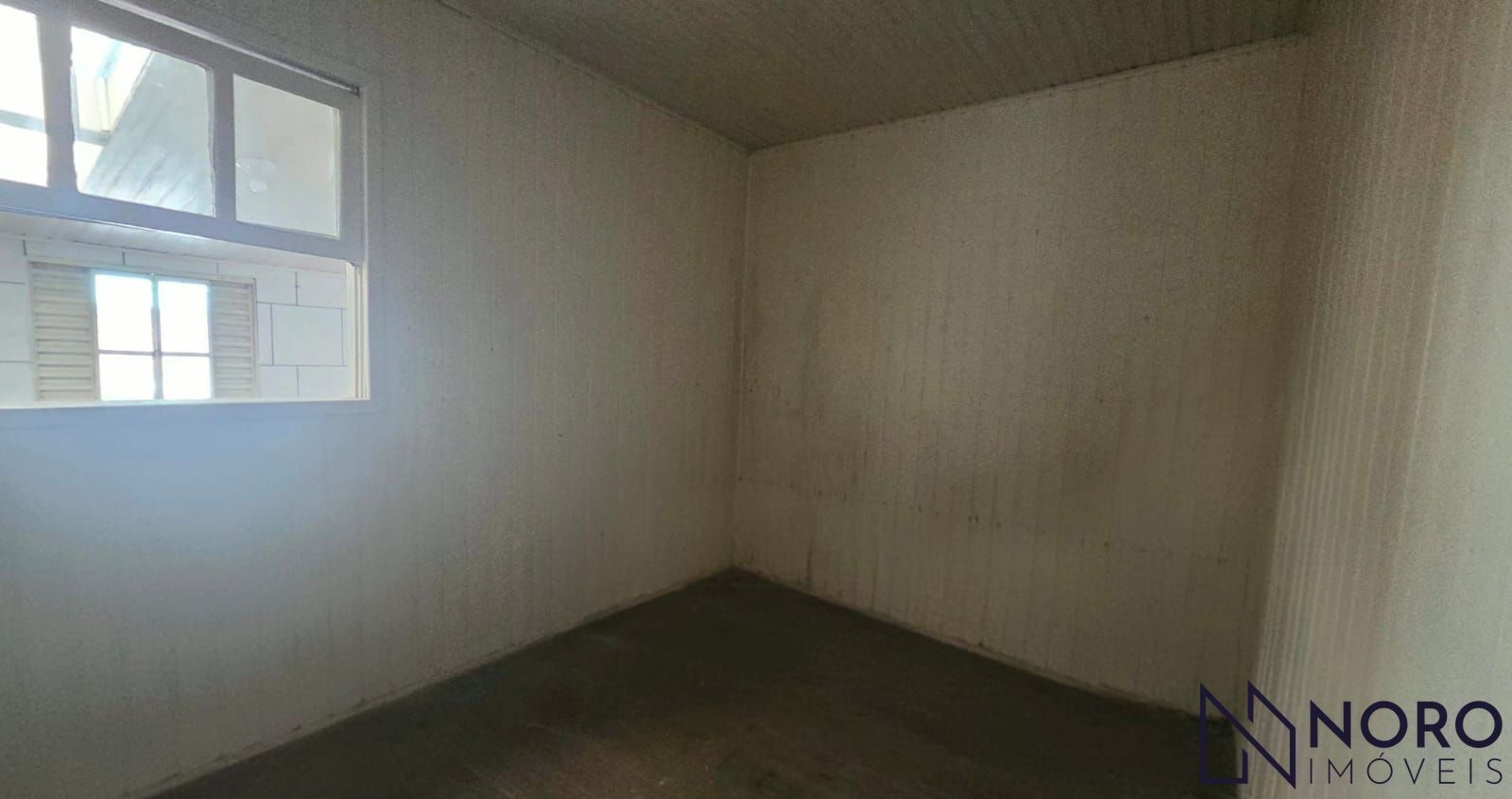 Terreno Amplo e Murado à Venda no Bairro Pinheiro Machado Excelente Potencial