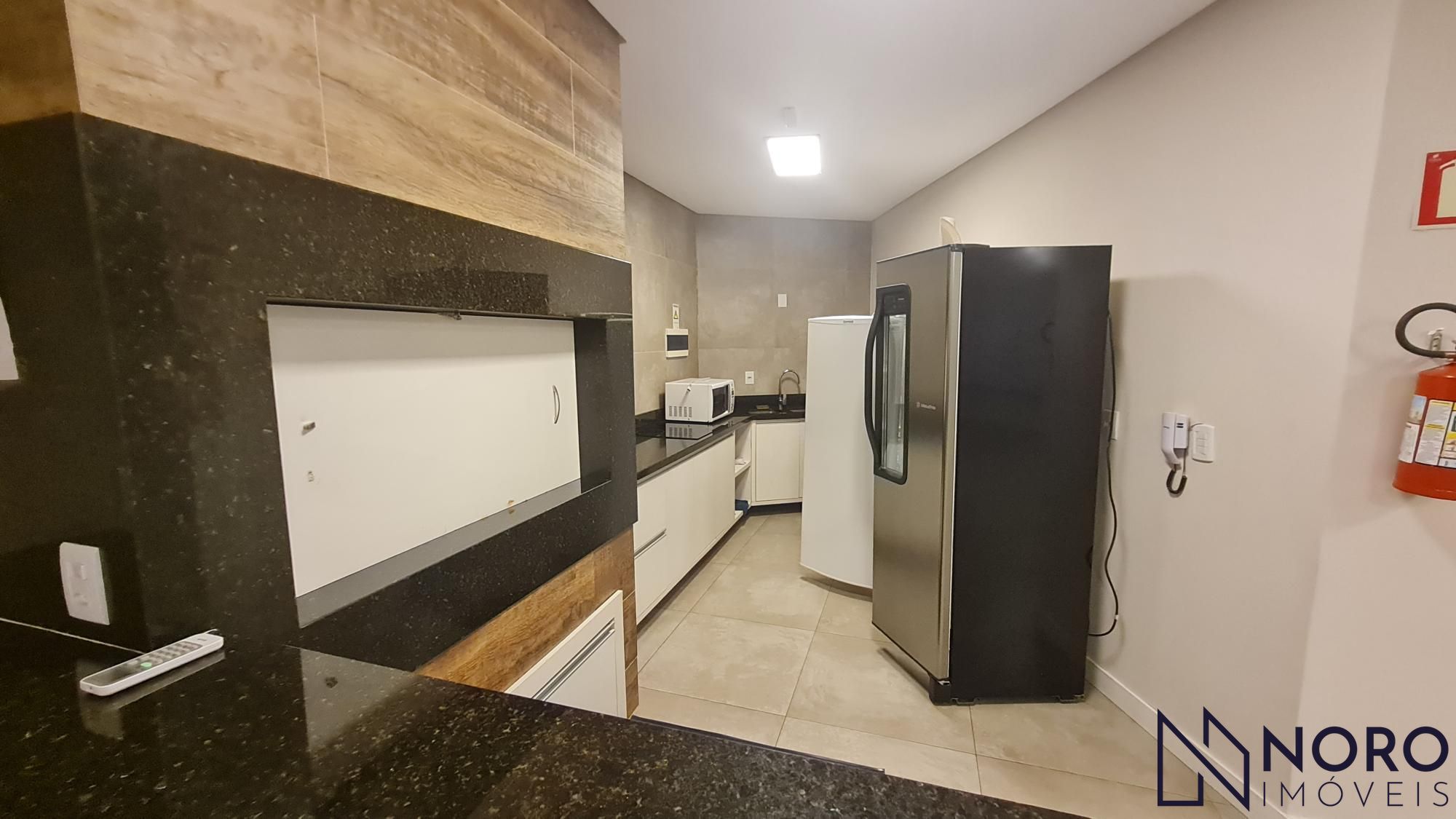 Cobertura Exclusiva com Piscina e 366m² – Sofisticação e Conforto em Alto Padrão