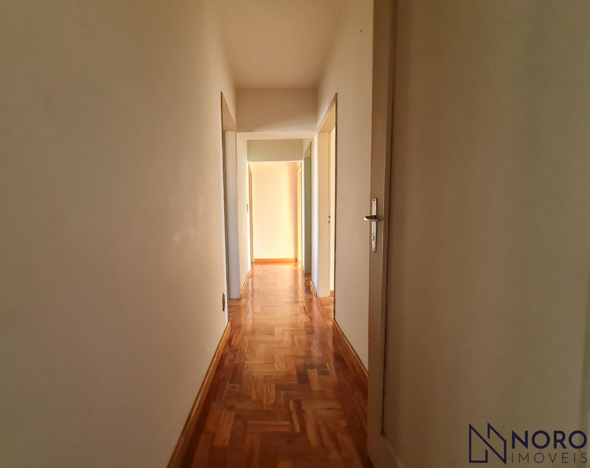 Apartamento 3 Dormitórios com Suíte e Dependência e1 vaga de garagem