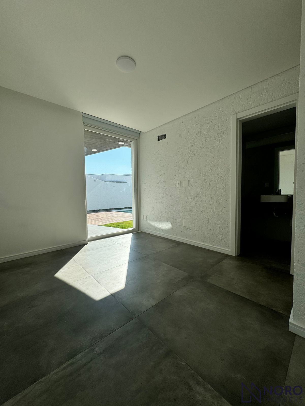 Casa em Condomínio - Vista de São José - Alto Padrão - Térrea - Camobi