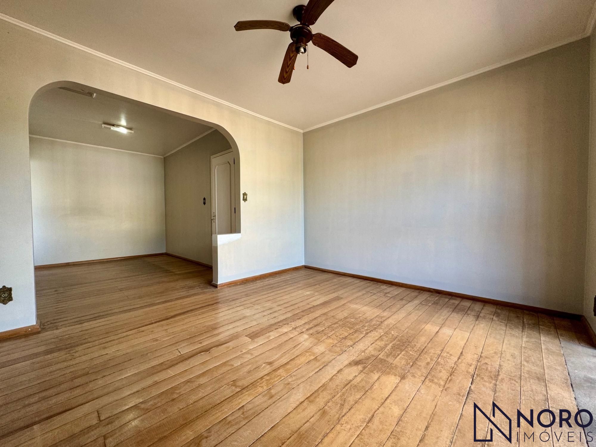 Casa alvenaria com aproximadamente 250 m² 4 dormitórios 2 suítes estar social es