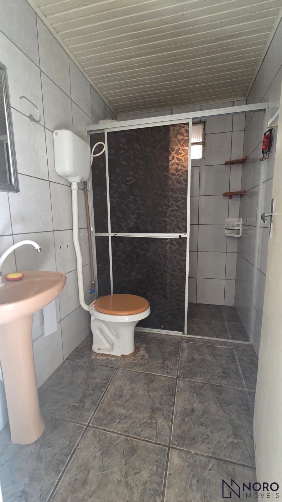 Terreno Amplo e Murado à Venda no Bairro Pinheiro Machado Excelente Potencial
