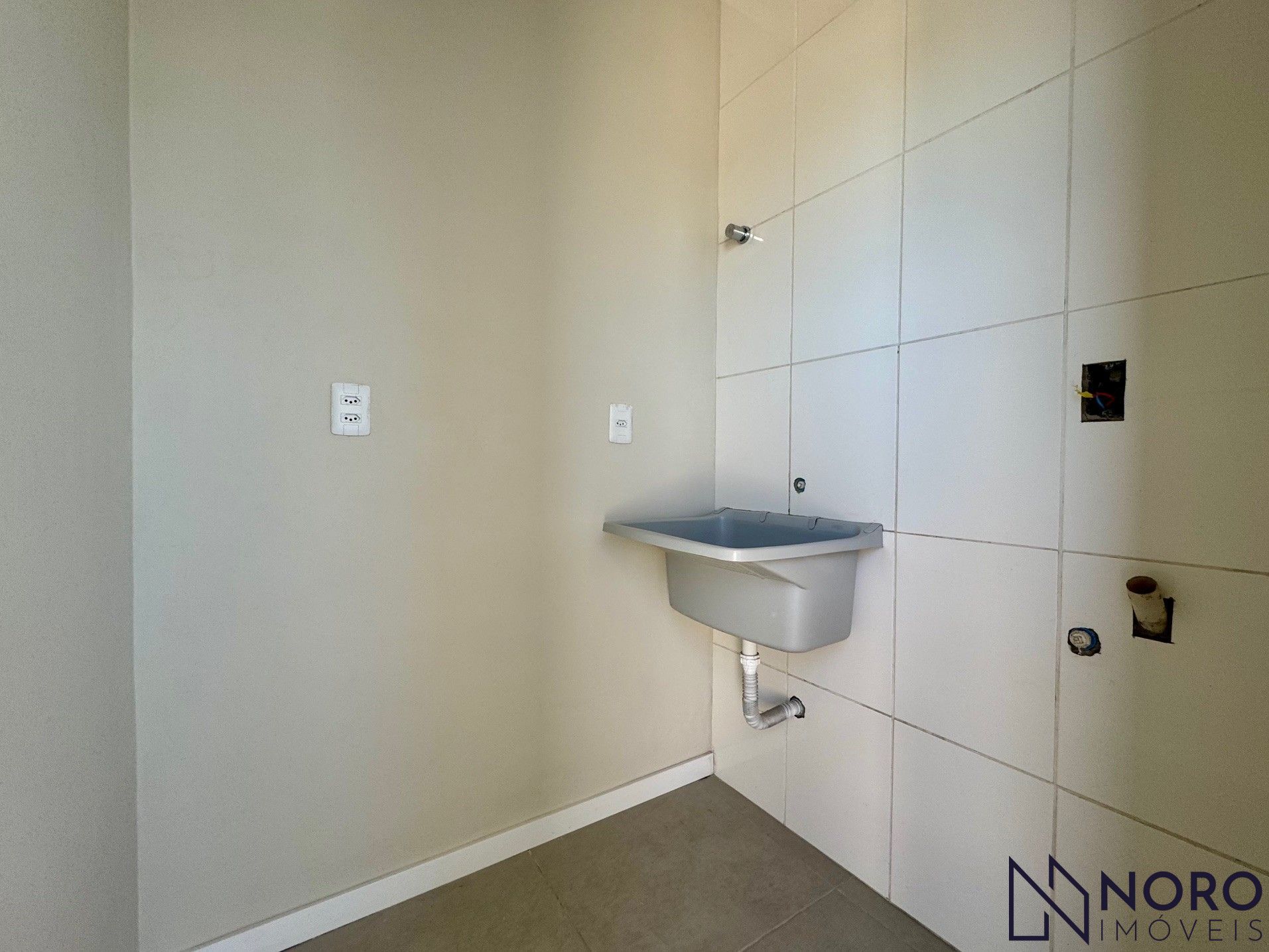 Cobertura Duplex 120 m² no Medianeira com Terraço e Vista Panorâmica