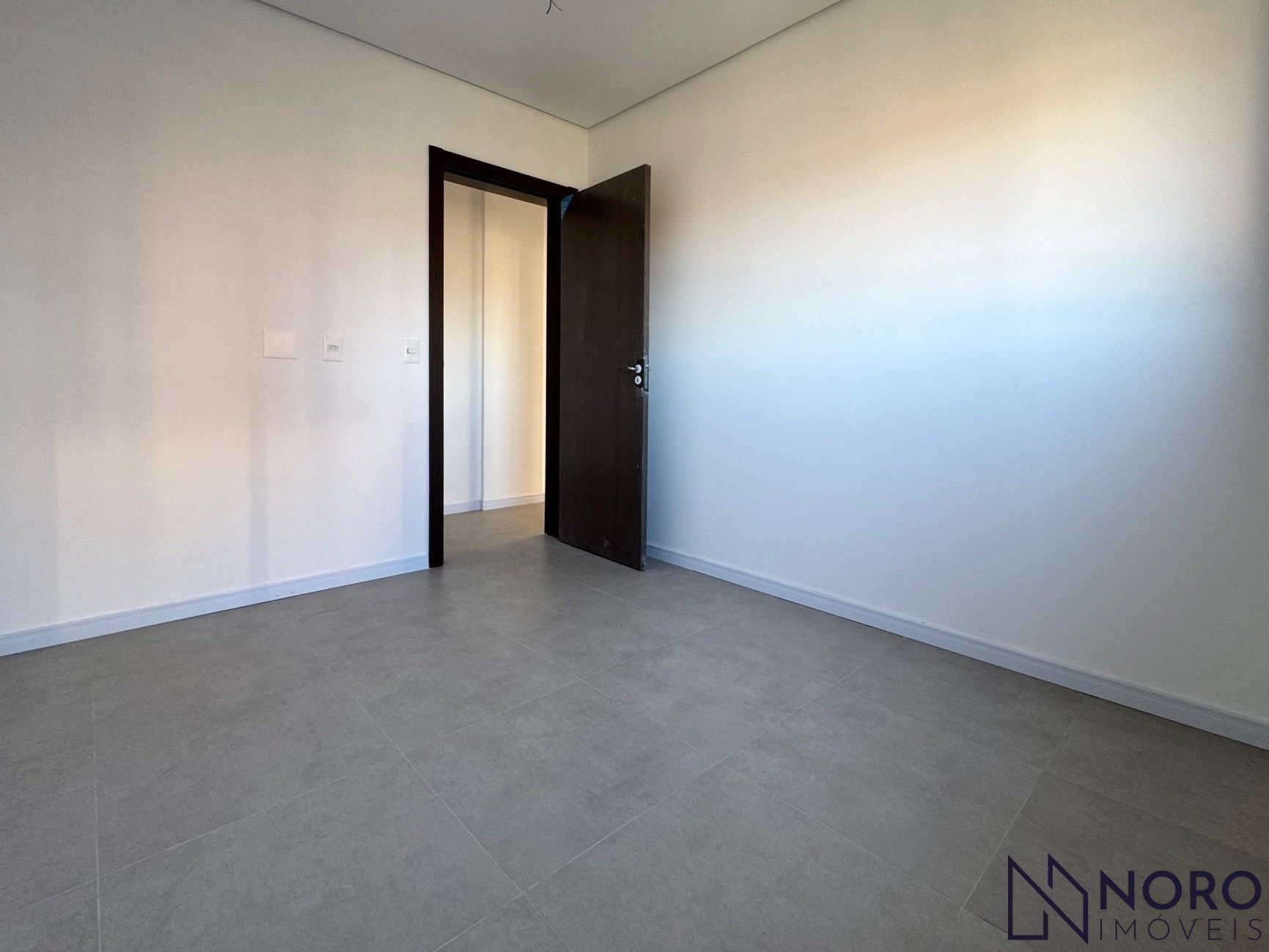 Apartamento 2 dormitórios, 1suíte, à venda – Bairro Nonoai