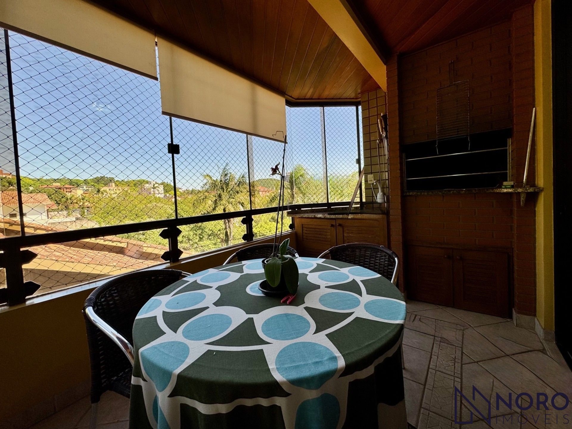 Apartamento à Venda – Andar Inteiro 189 m² Privativos 3 Dormitórios N. Sra