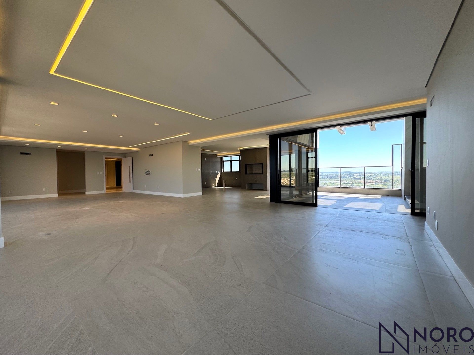 Cobertura com 4 Dormitórios à venda, 395 m² por R$ 4.200.000,00 Cobertura com 4 Dormitórios à venda, 395 m² por R$ 4.200.000,00