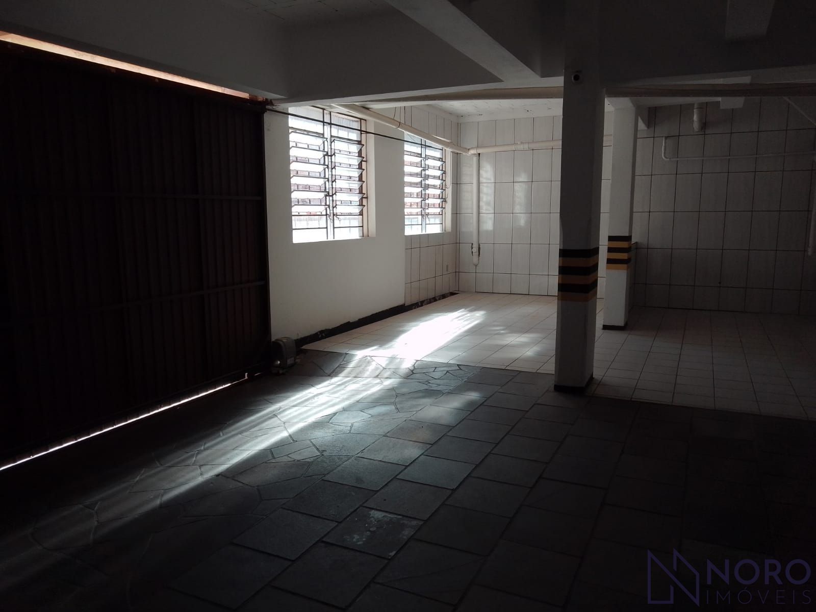 Ampla cobertura no Condomínio Bougainville de 4 dormitórios com suíte