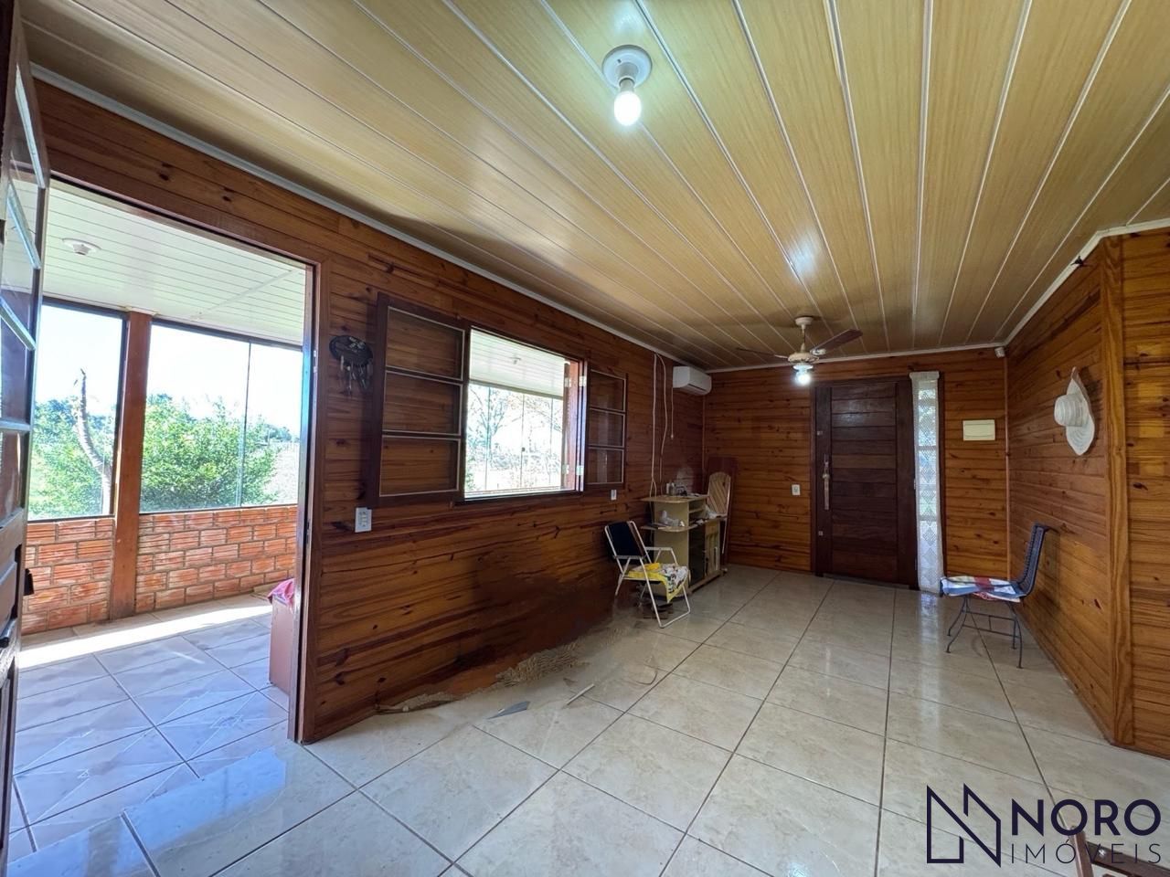 Chácara à Venda no Distrito de Boca do Monte 1.666 m² e Casa de 80 m²