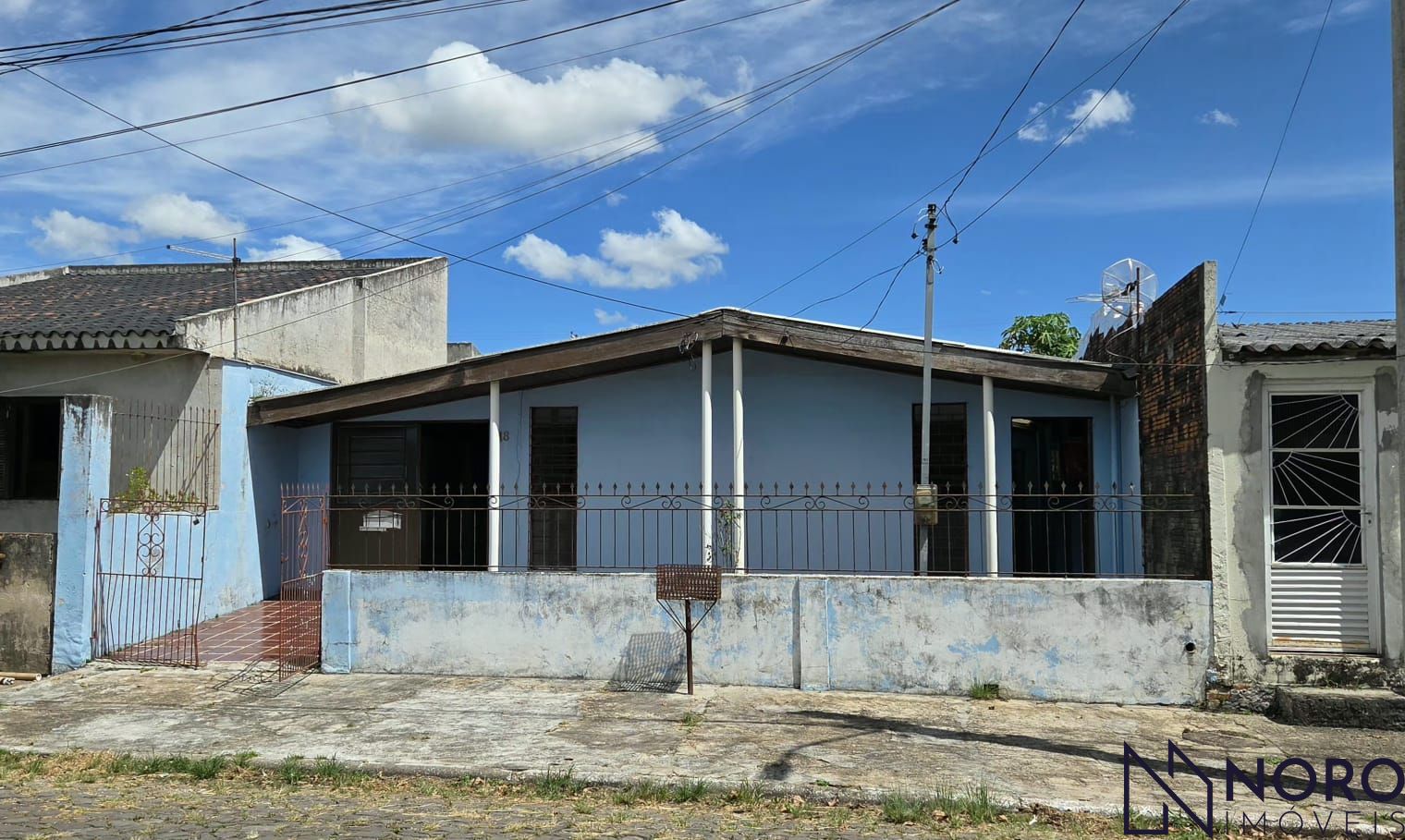 Casa à venda  no Tancredo Neves - Santa Maria, RS. Imóveis