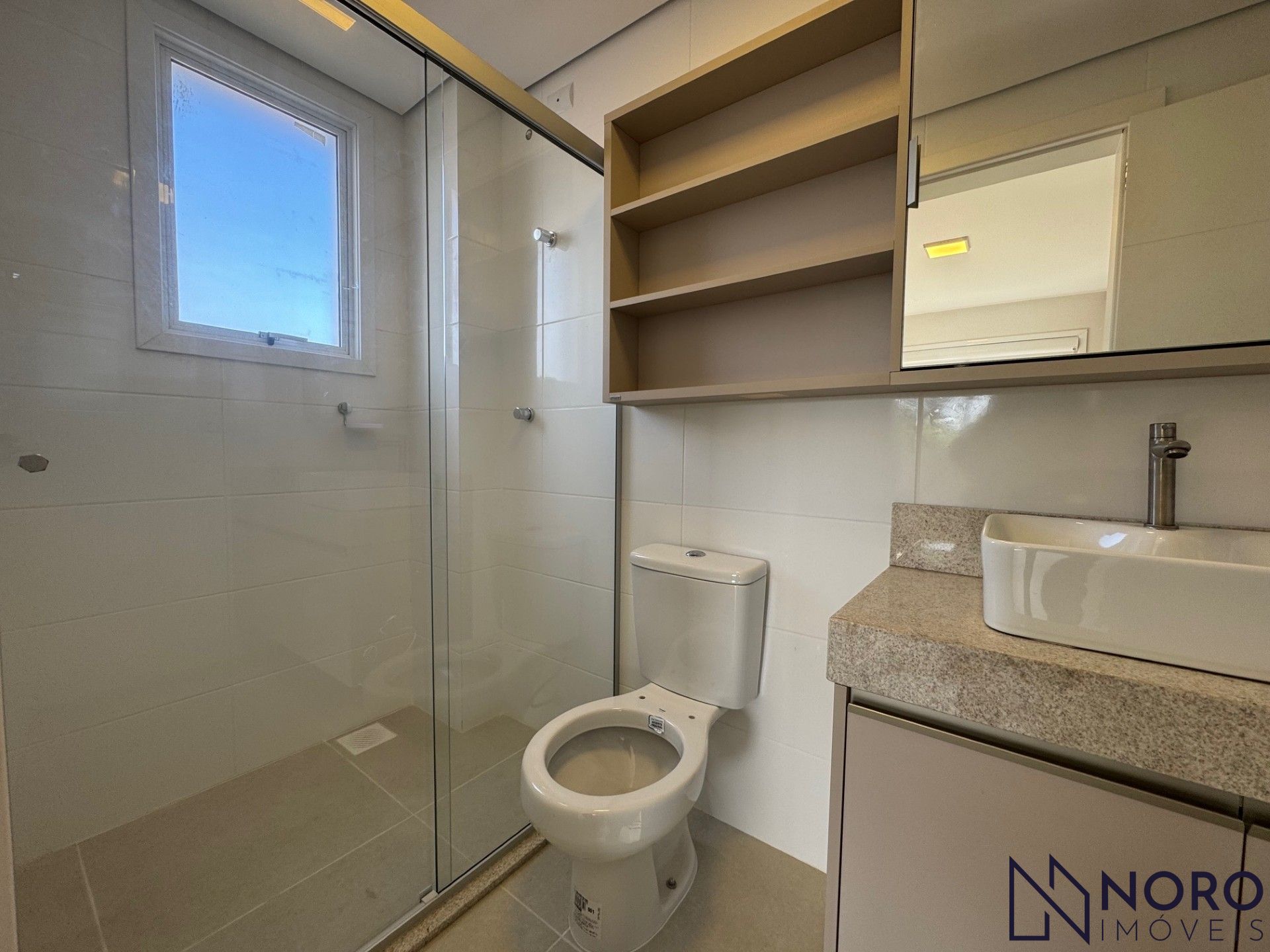Apartamento 2 dormitórios/suíte semimobiliado à venda – bairro patronato