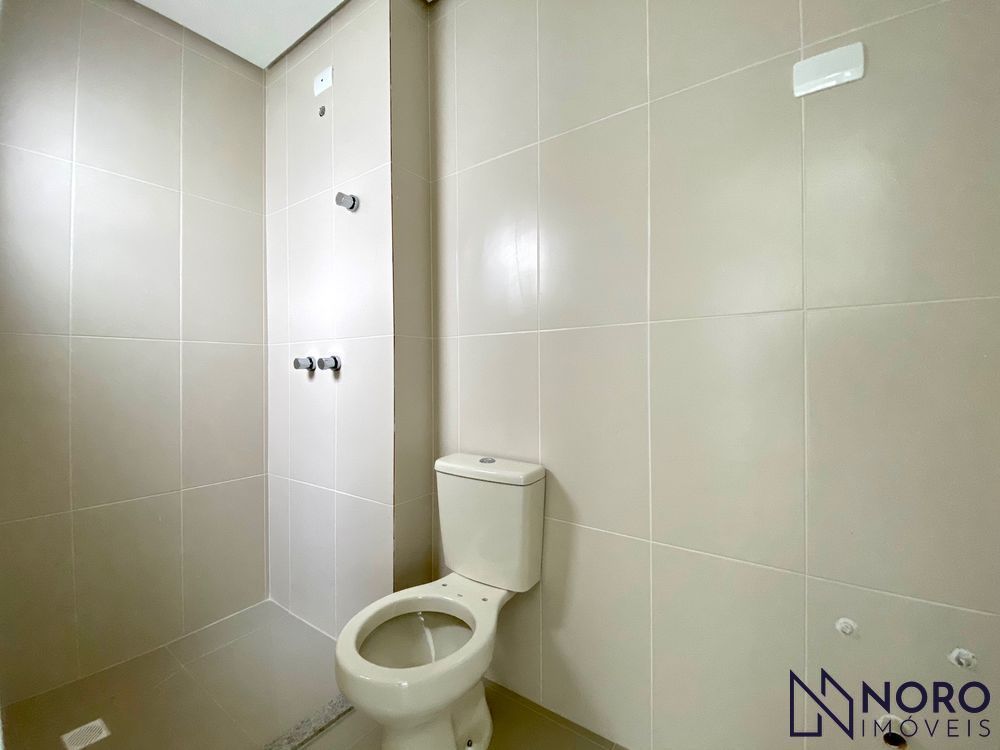 Apartamento de 2 dormitórios 1 suíte em condomínio fechado no bairro urlândia