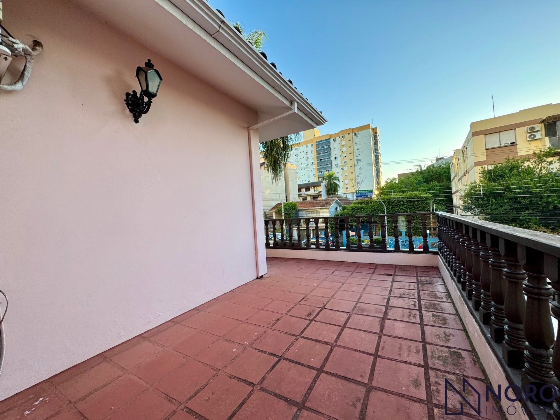 Casa espaçosa no centro – 320 m² privativos!