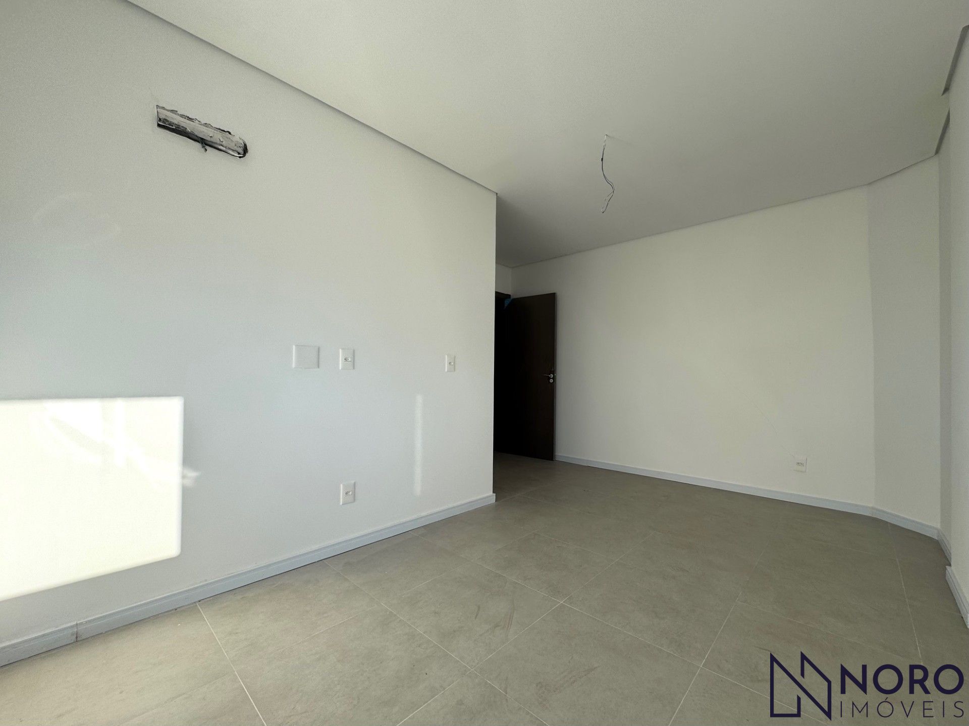 Apartamento 2 dormitórios, 1suíte, à venda – Bairro Nonoai