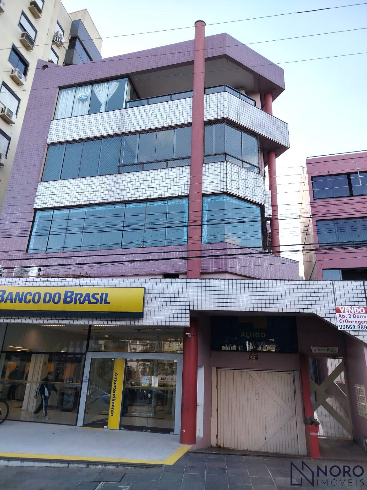 Apartamento Mobiliado 2 Dormitórios com Suíte e Garagem – Próx. Av. Presidente V