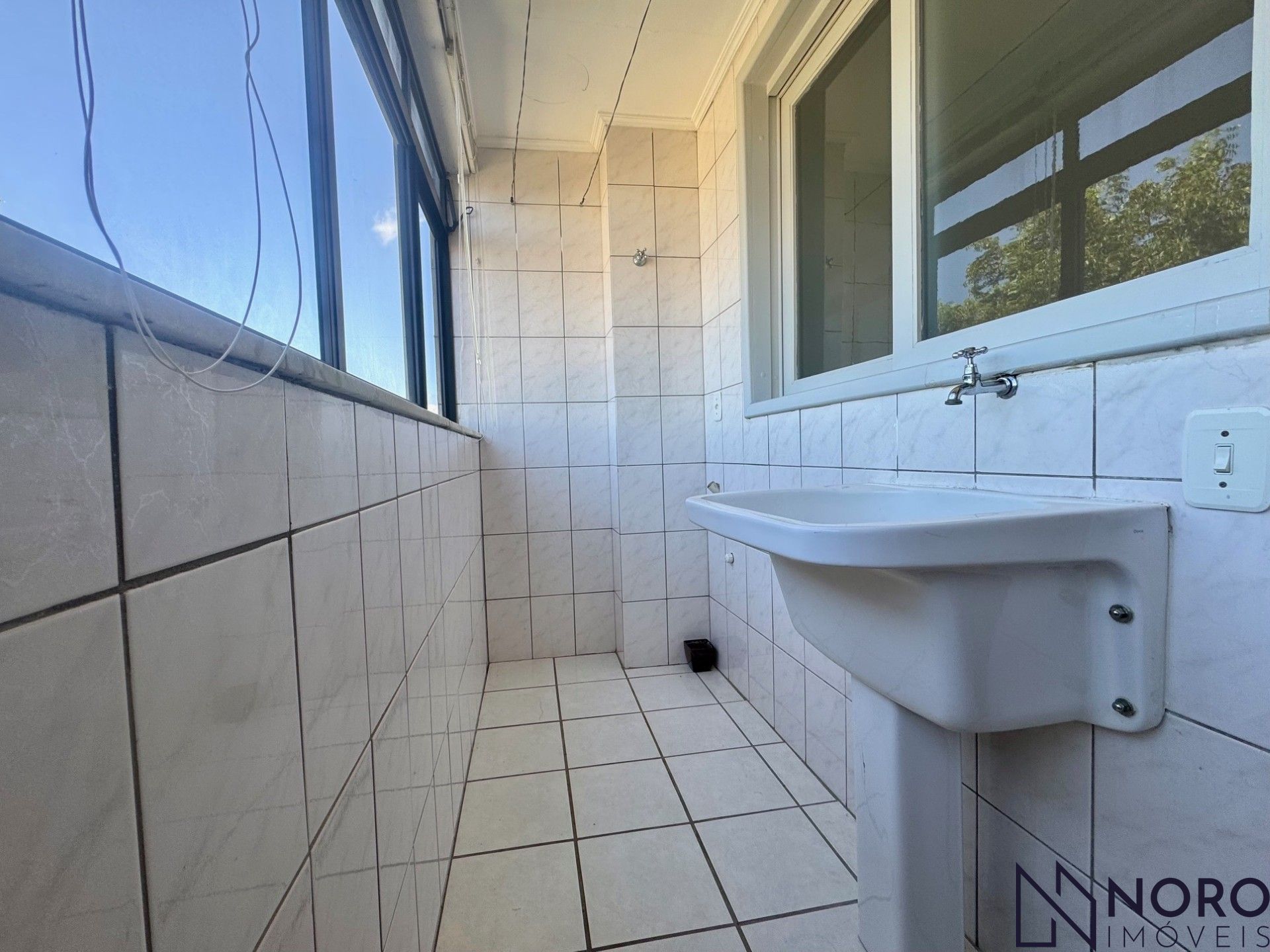 Apartamento com 2 Dormitórios à venda, 84 m² por R$ 368.000,00 Apartamento com 2 Dormitórios à venda, 84 m² por R$ 368.000,00