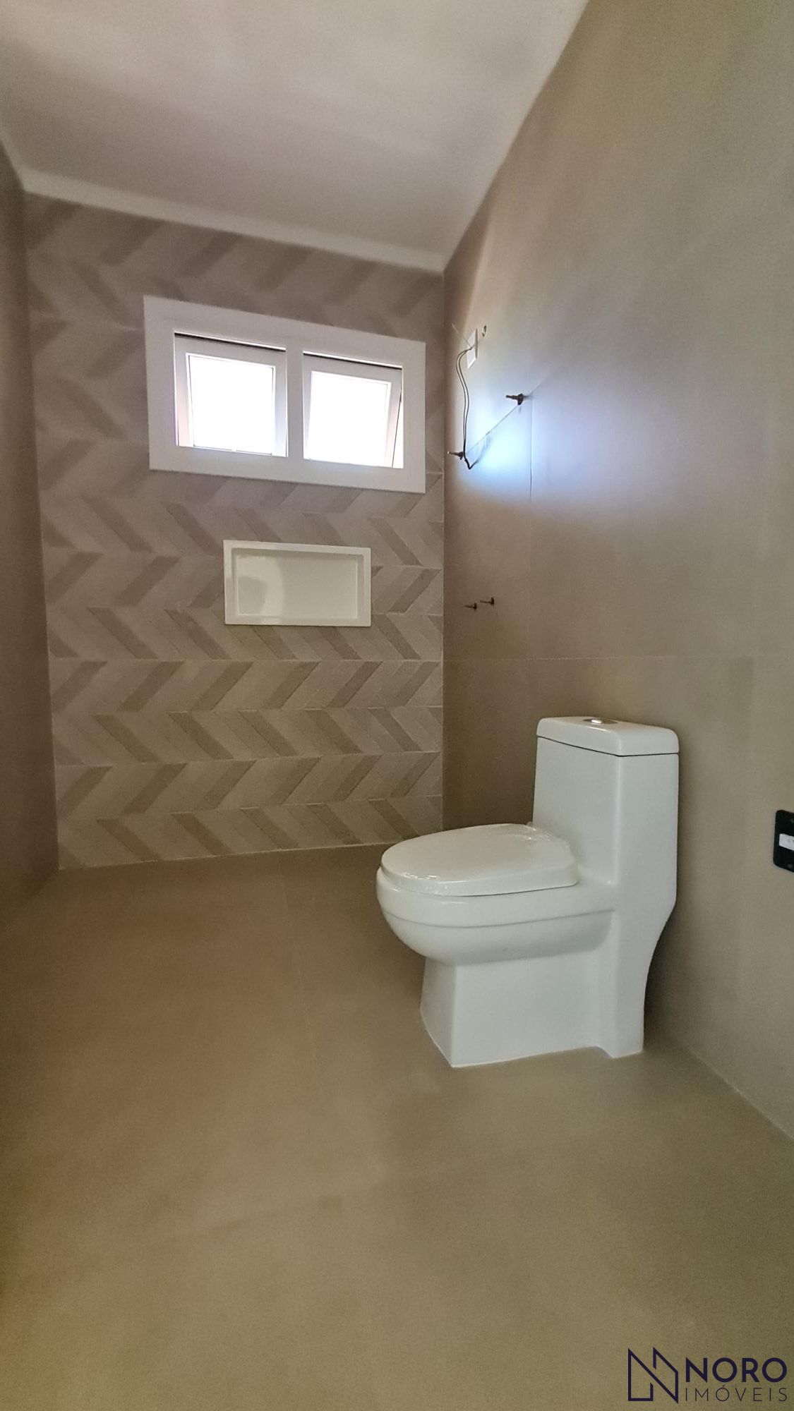 Casa de 220m² no Condomínio Fechado – Suíte Master, Espaço Gourmet e Amplo Pátio