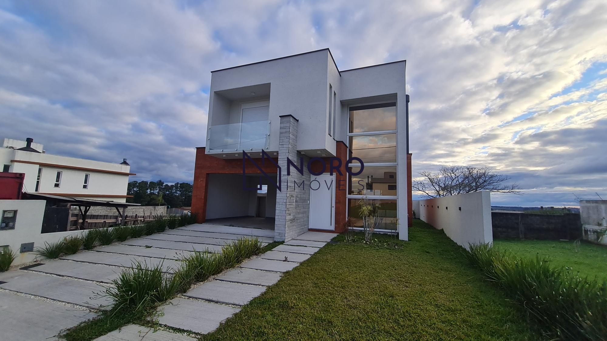 Casa em condomnio  venda  no Tomazetti - Santa Maria, RS. Imveis