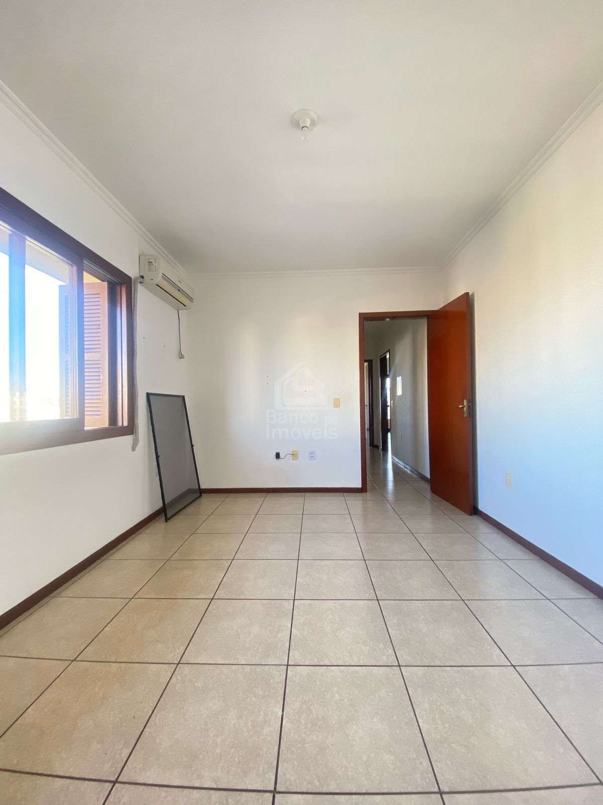 Apartamento para alugar com 2 quartos, 95m² - Foto 12