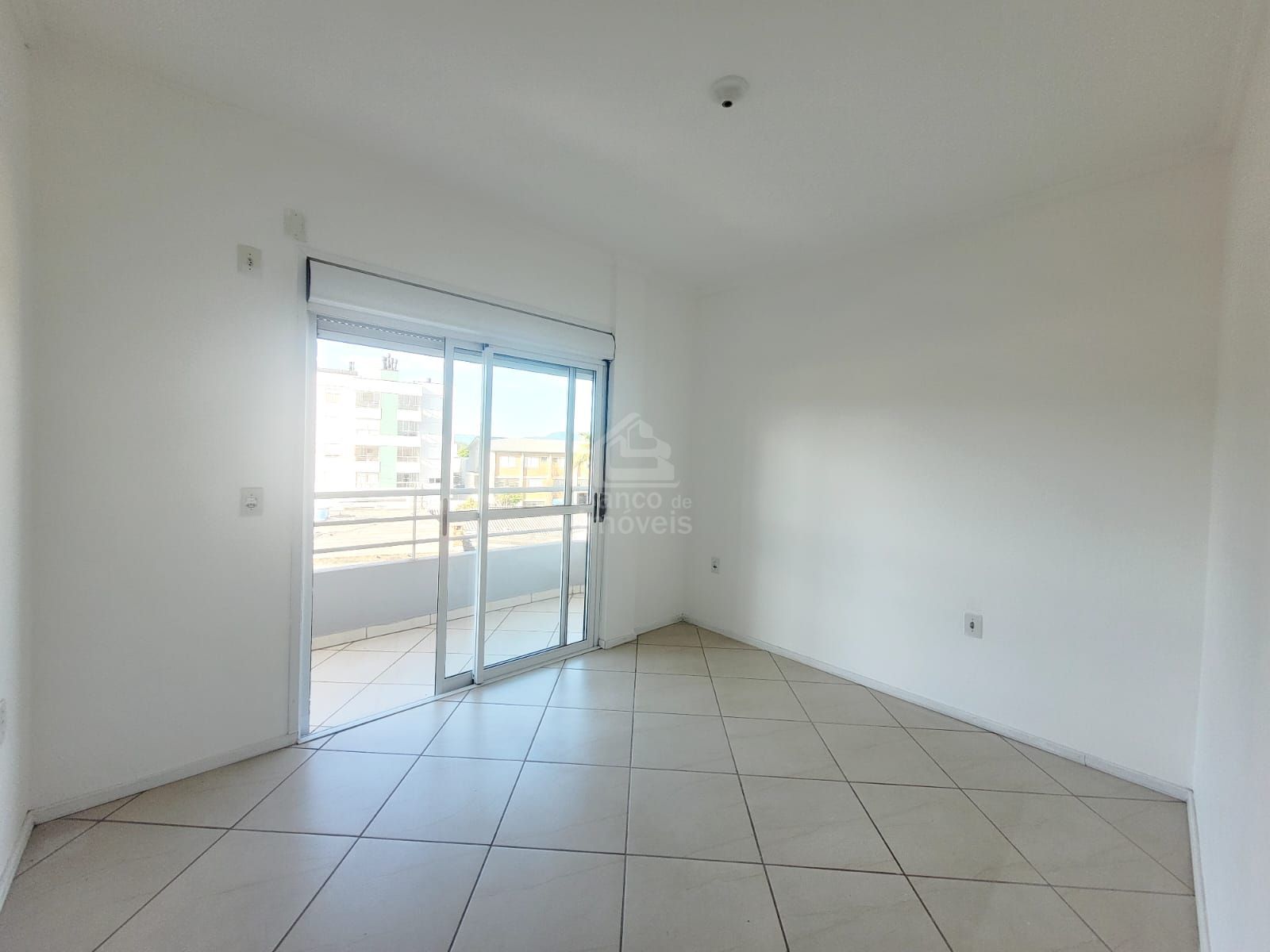 Apartamento com 2 Dormitórios para alugar, 63 m² por R$ 1.600,00 Apartamento com 2 Dormitórios para alugar, 63 m² por R$ 1.600,00