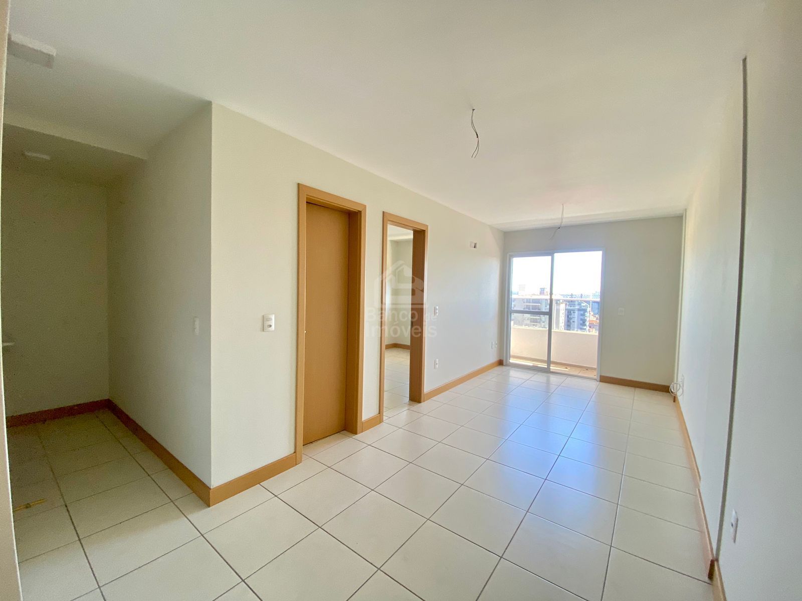 Apartamento à venda com 1 quarto, 41m² - Foto 2