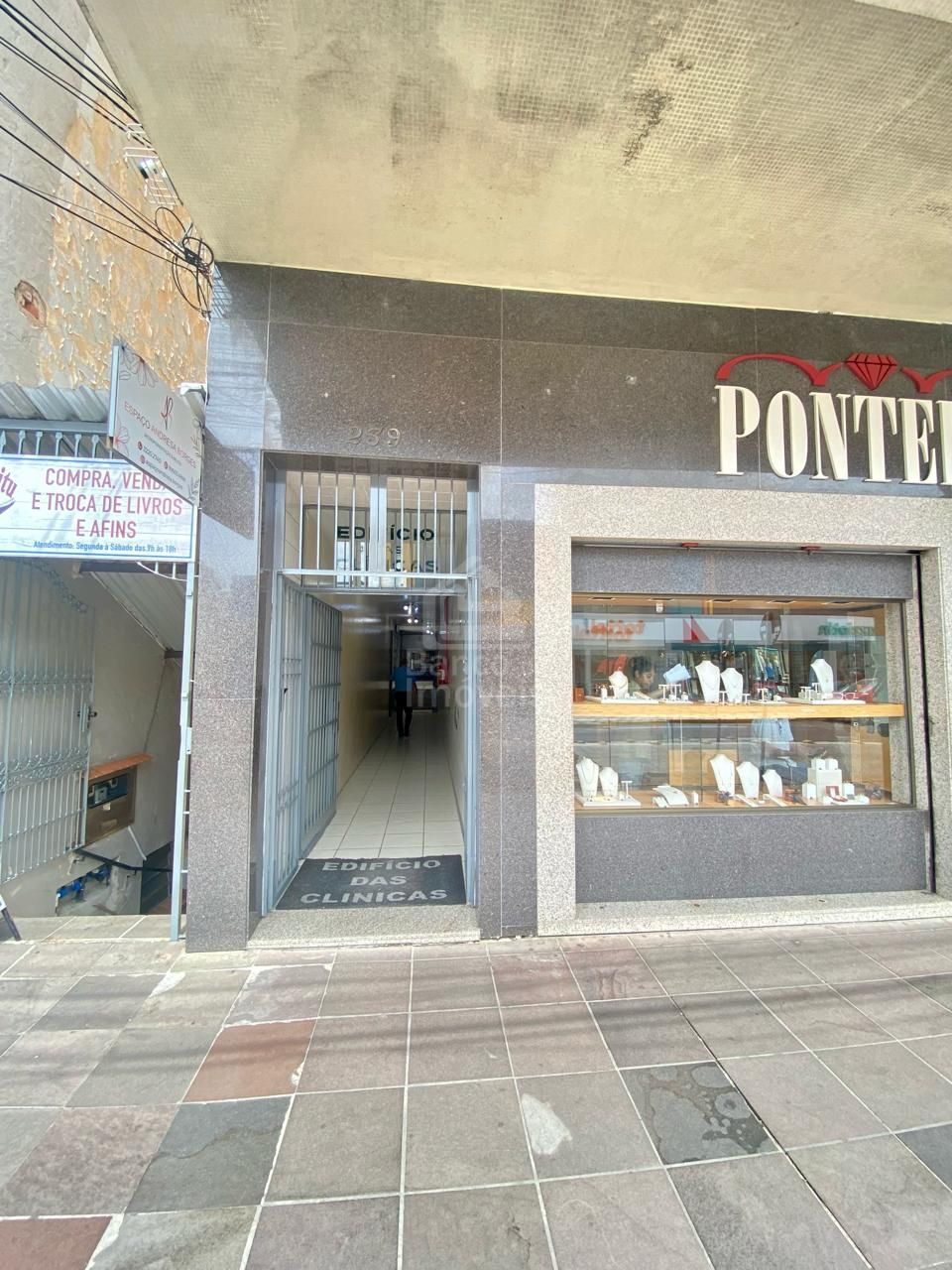 Conjunto Comercial-Sala para alugar com 2 quartos, 192m² - Foto 16