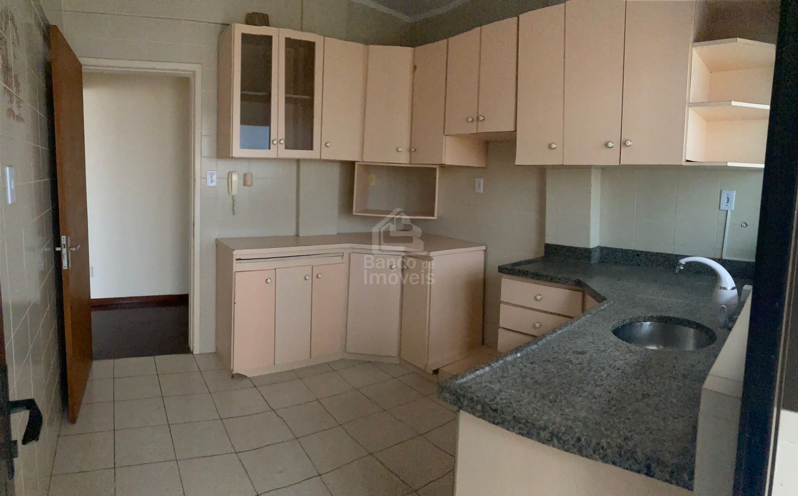 Apartamento à venda com 2 quartos, 90m² - Foto 7