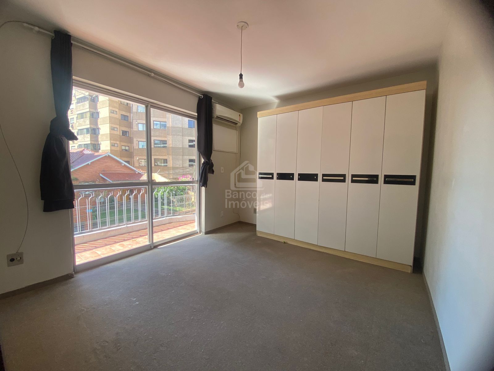 Apartamento para alugar com 1 quarto, 85m² - Foto 8