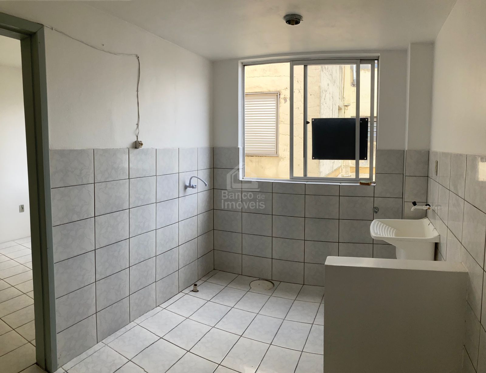 Apartamento para alugar com 2 quartos, 72m² - Foto 3