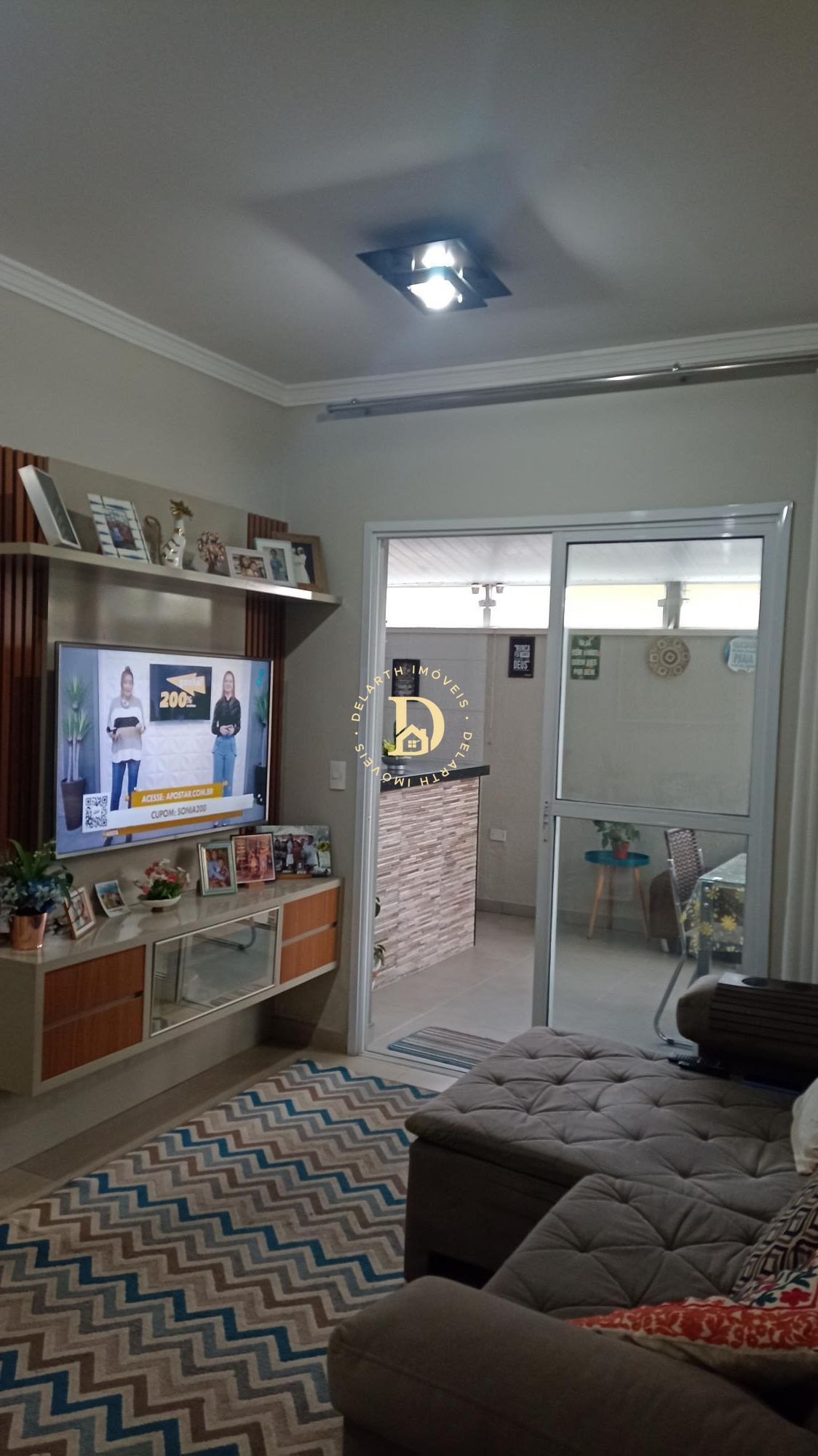 Apartamento à venda com 2 quartos, 77m² - Foto 2