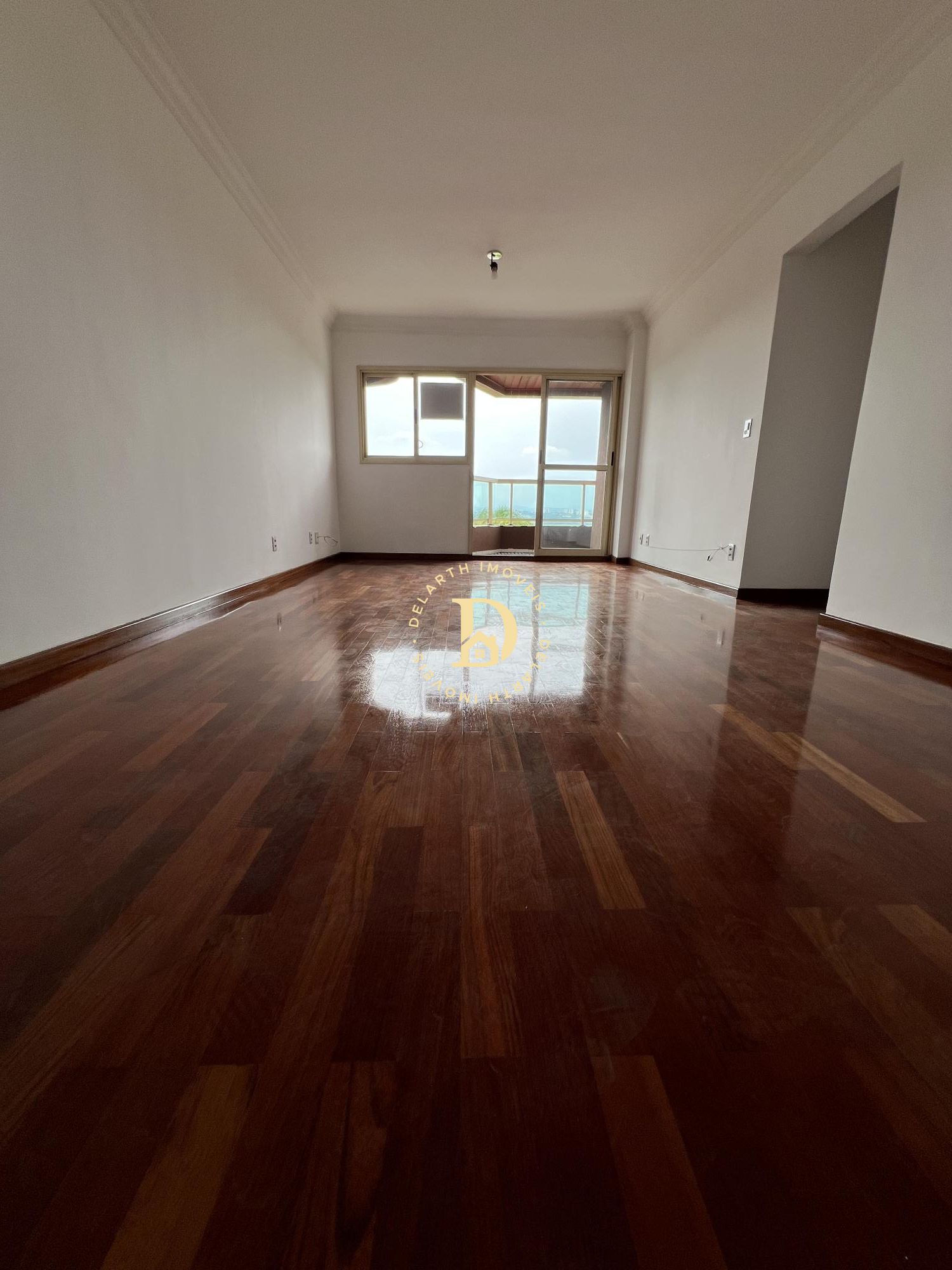 Apartamento à venda e aluguel com 4 quartos, 132m² - Foto 2