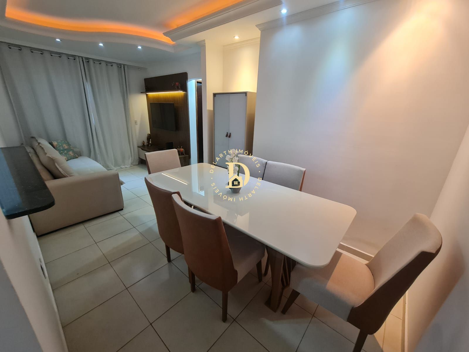 Apartamento à venda com 2 quartos, 65m² - Foto 3